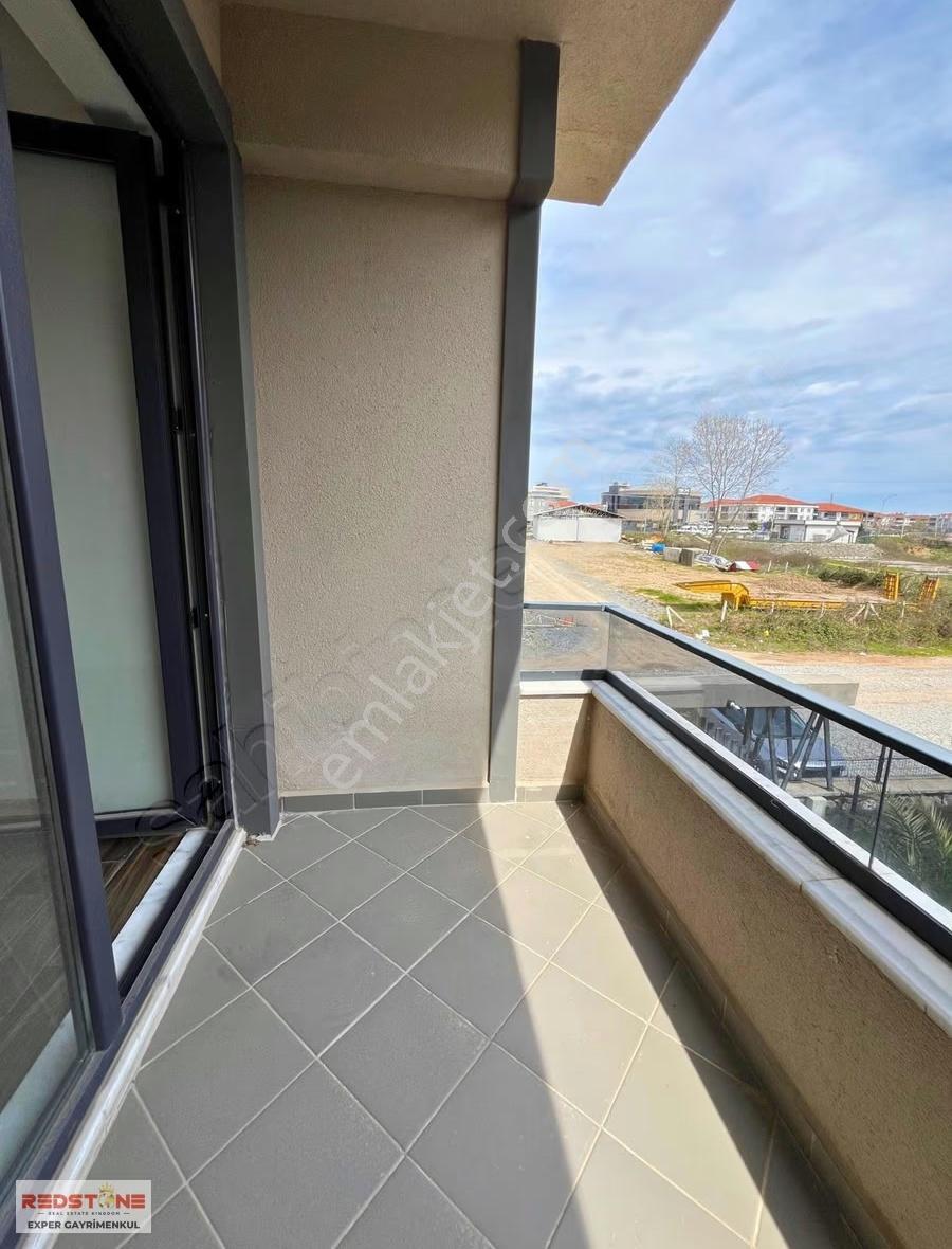 Havuzlu Sitede Müstakil Bahçeli Verandalı Teraslı Sıfır Villa - Görsel 10