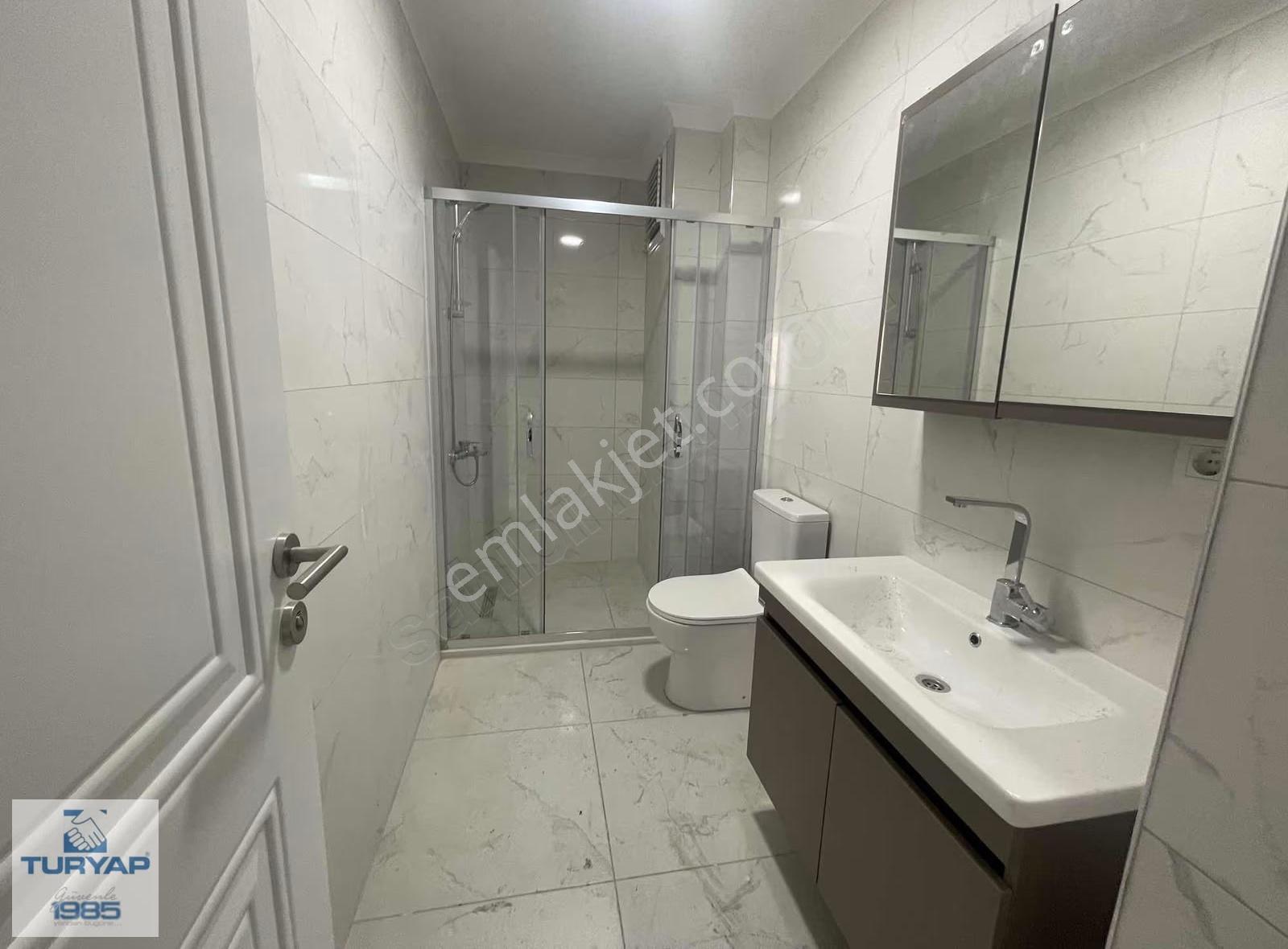 Turyap'tan Yalova Altınova Cumhuriyet Mh. 1+1 Kiralık Daire - Görsel 3