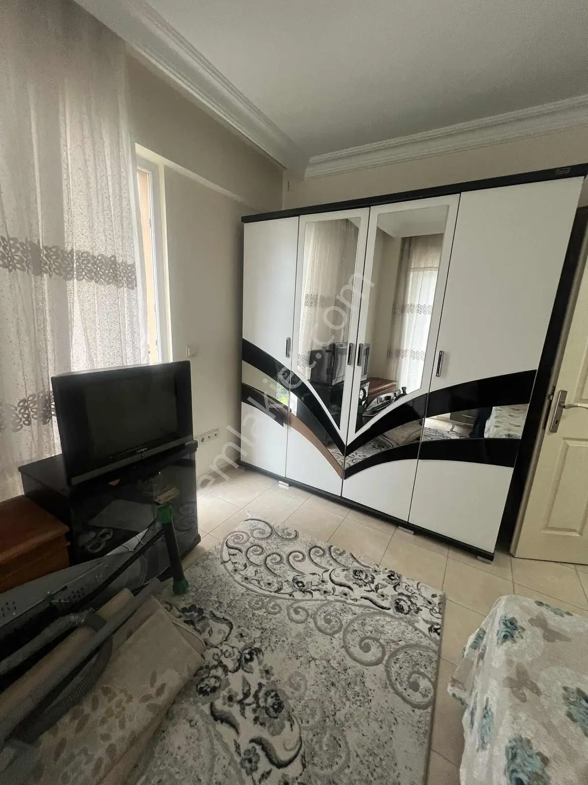Taşyaka Mahallesinde Eşyalı Kiralık Ferah Daire - Görsel 5
