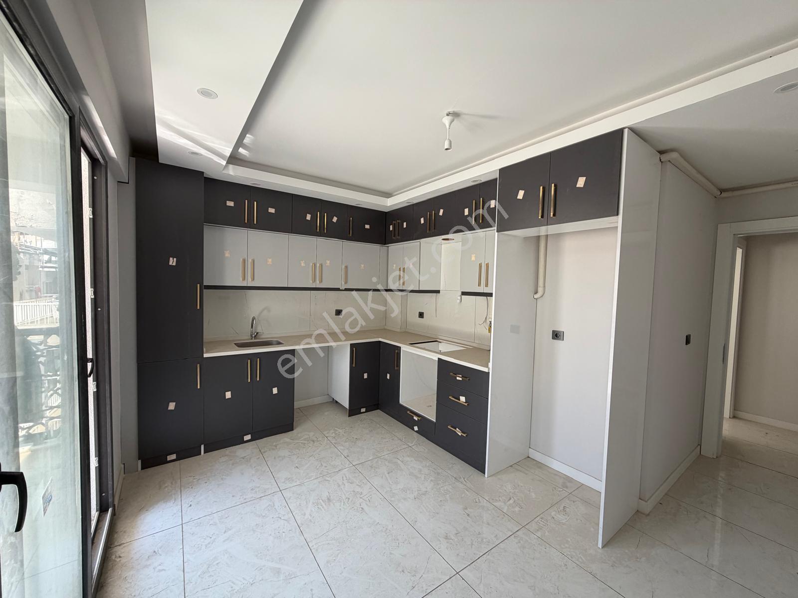 Tombul Emlaktan Turan Mahallesinde 2+1 Kiralık Daire - Görsel 4