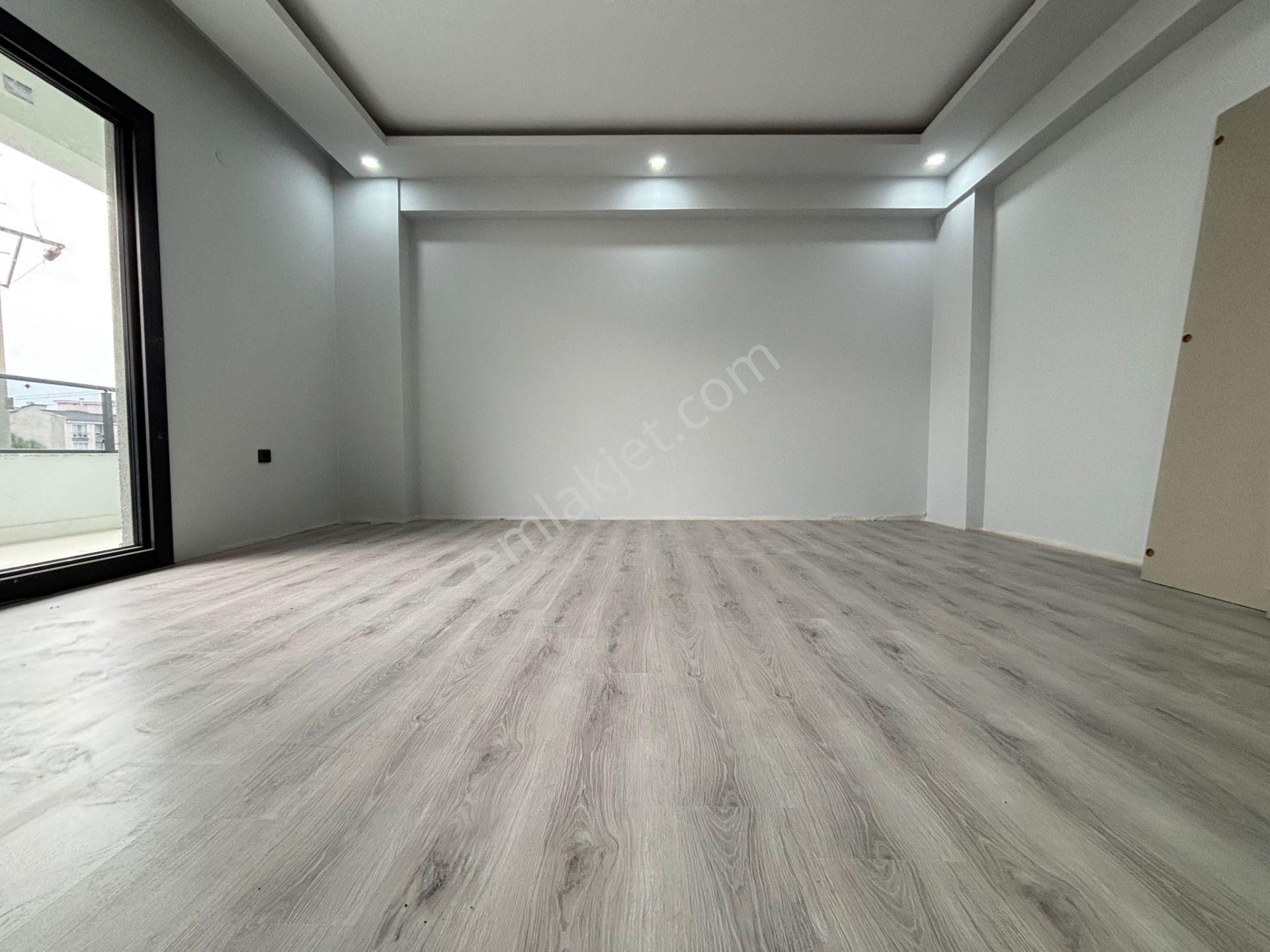 Mera Emlaktan Tuzcumurat Mh. Ayrı Mutfaklı 2+1 95m2 Lüx Daire - Görsel 29