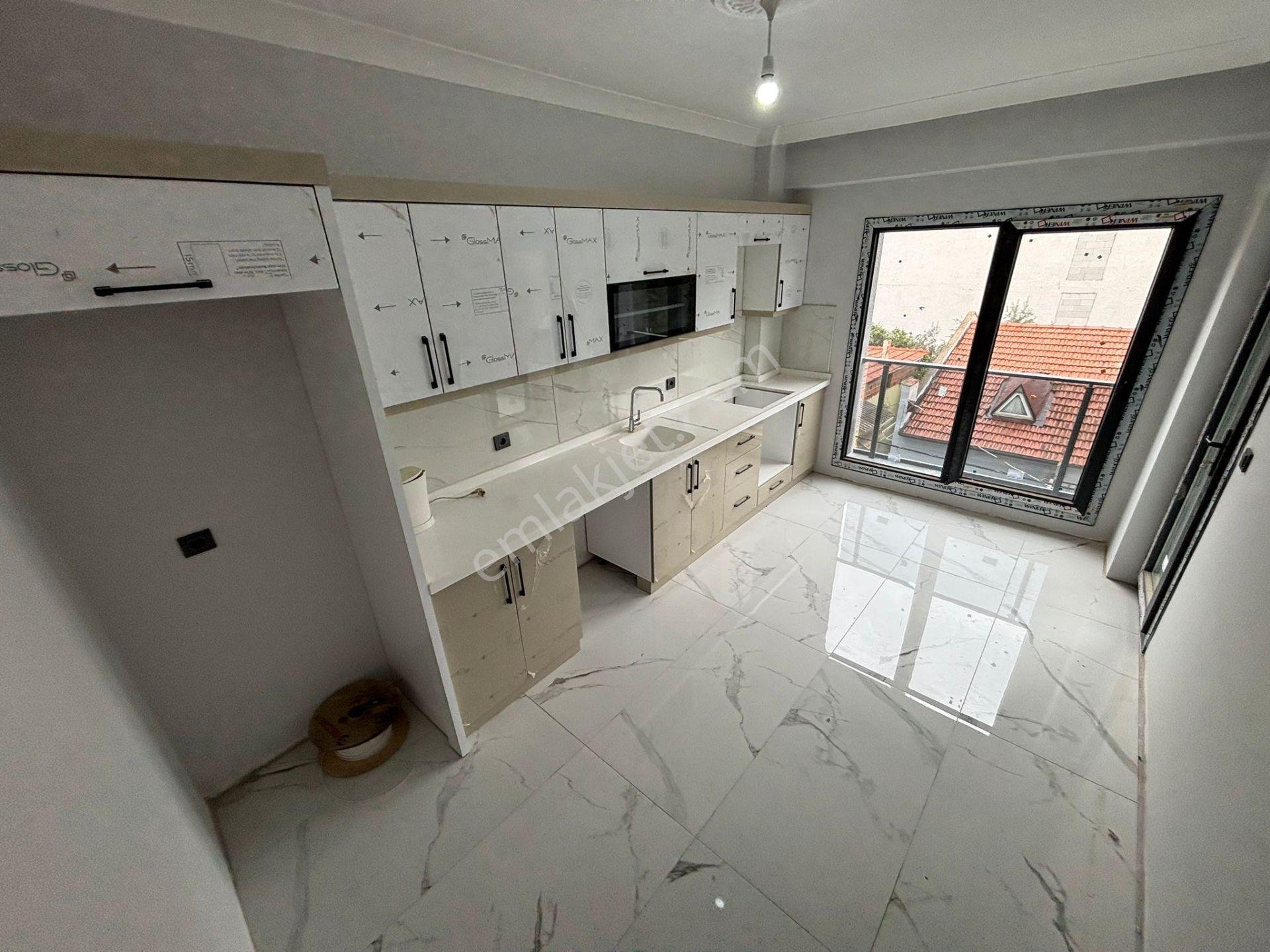 Mera Emlaktan Tuzcumurat Mh. Ayrı Mutfaklı 2+1 95m2 Lüx Daire - Görsel 26