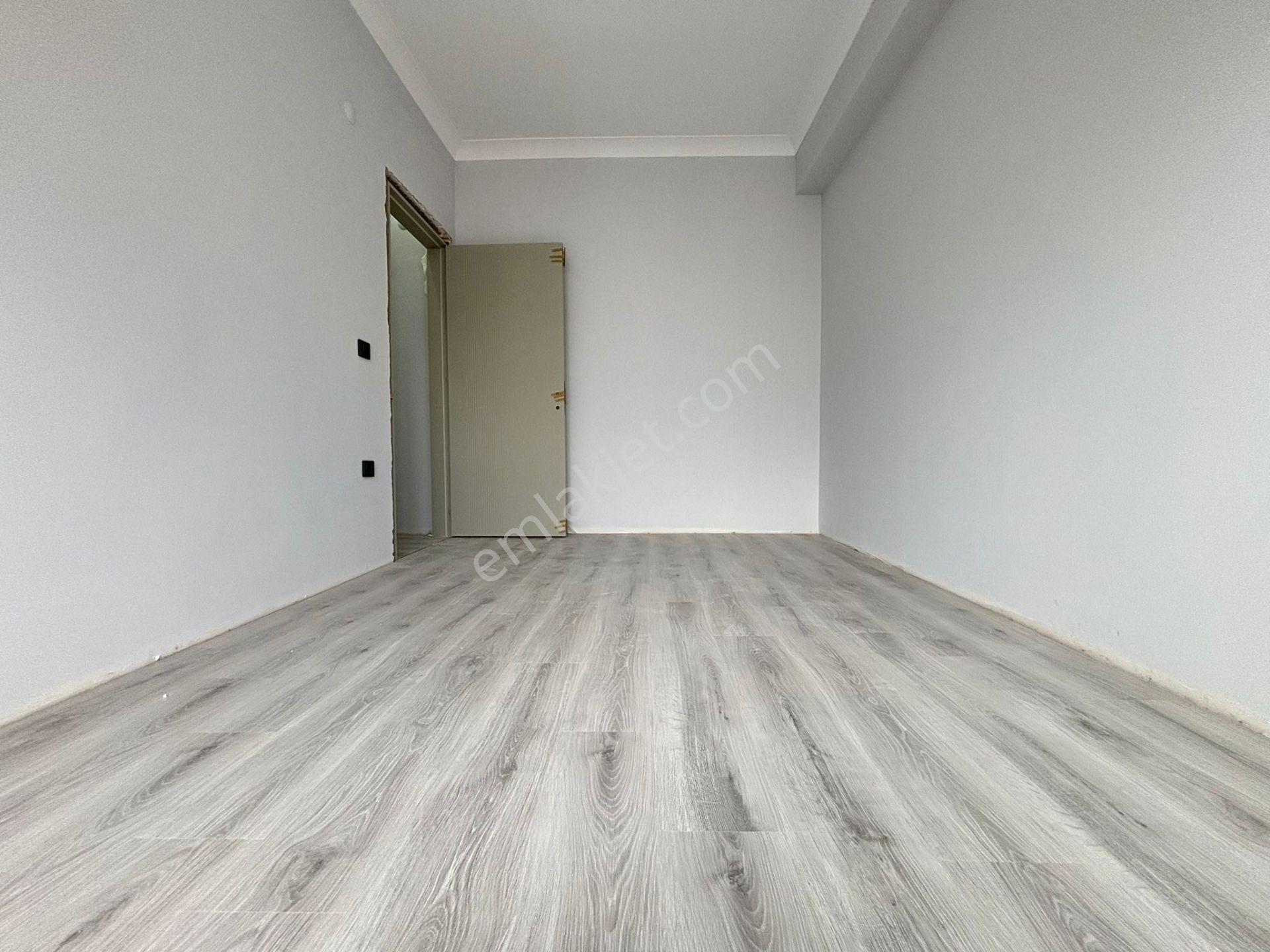 Mera Emlaktan Tuzcumurat Mh. Ayrı Mutfaklı 2+1 95m2 Lüx Daire - Görsel 4