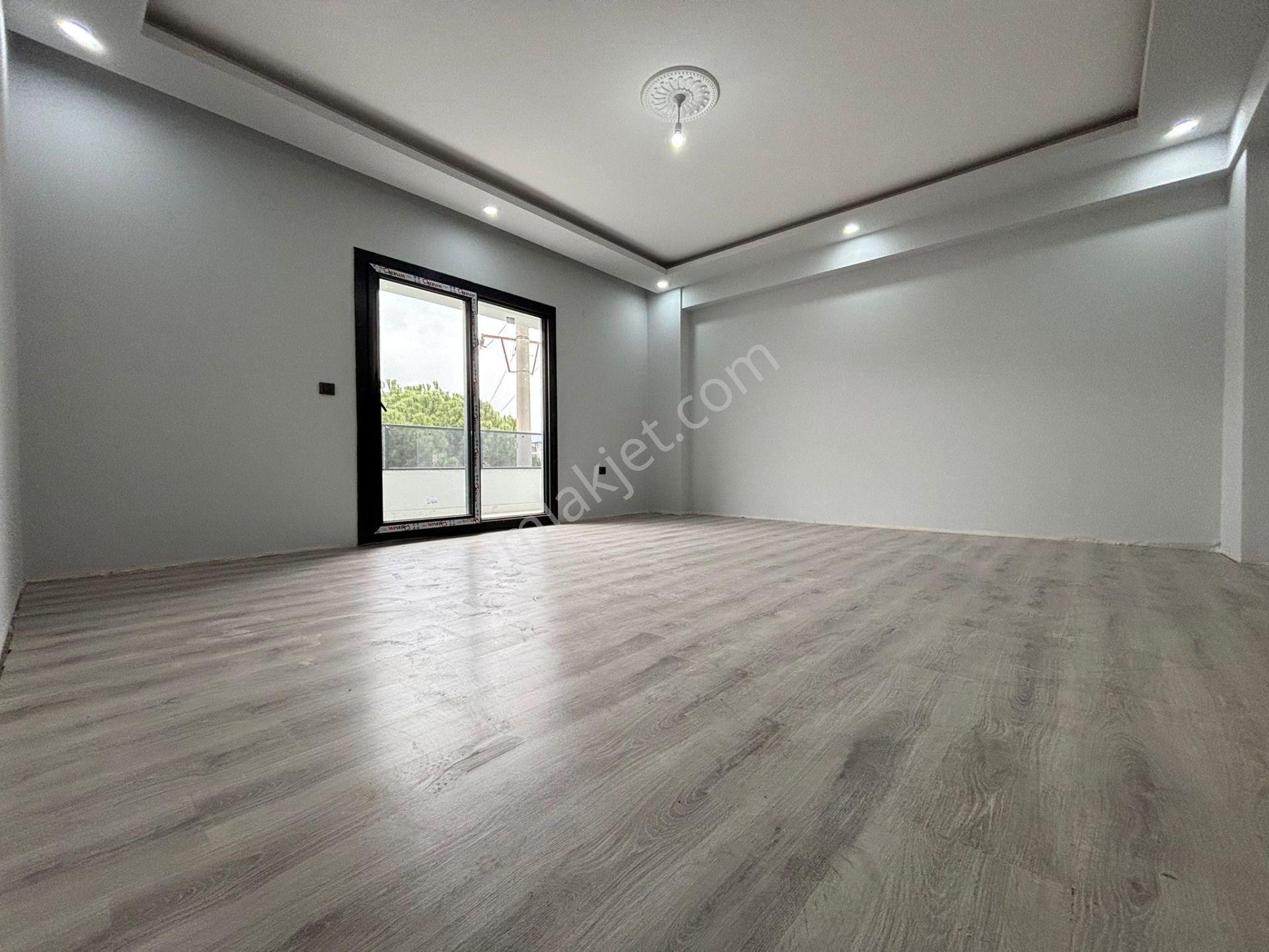 Mera Emlaktan Tuzcumurat Mh. Ayrı Mutfaklı 2+1 95m2 Lüx Daire - Görsel 17