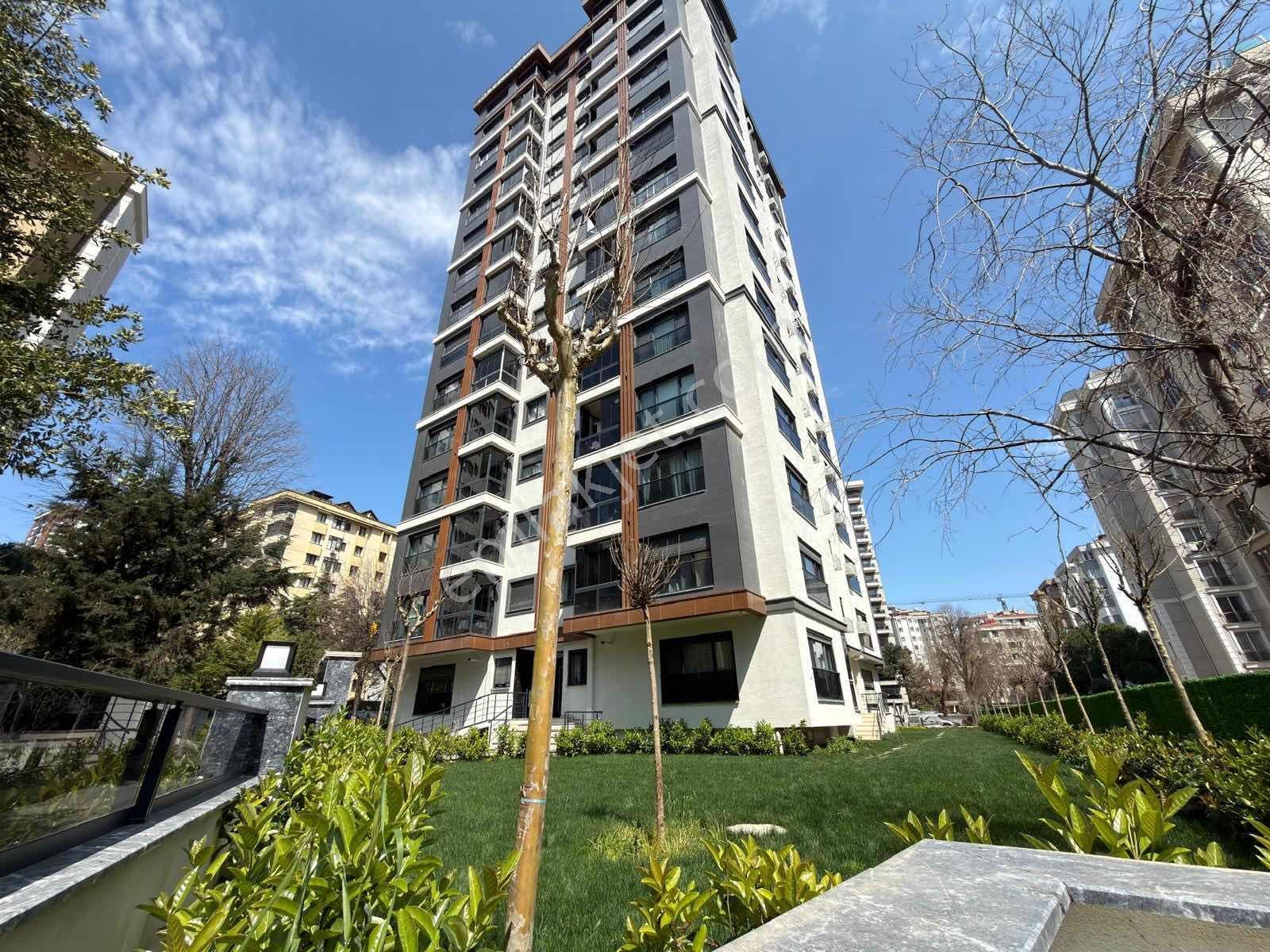 Aras'tan Yetkili! Sıfır Bina'da Deniz Manzaralı Geniş M2'li 3+1