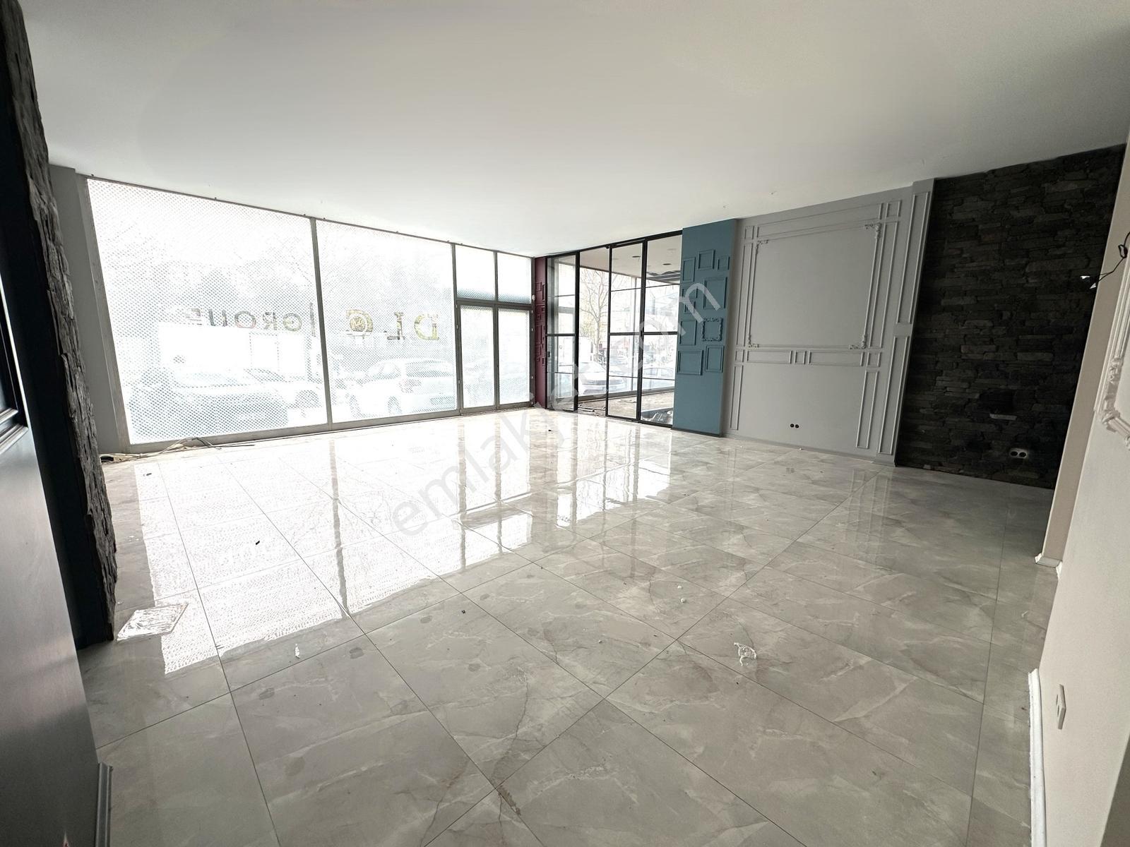 Anka Real Estate/sancaktepe Merkez'de Kiralık Depolu Dükkan - Görsel 8
