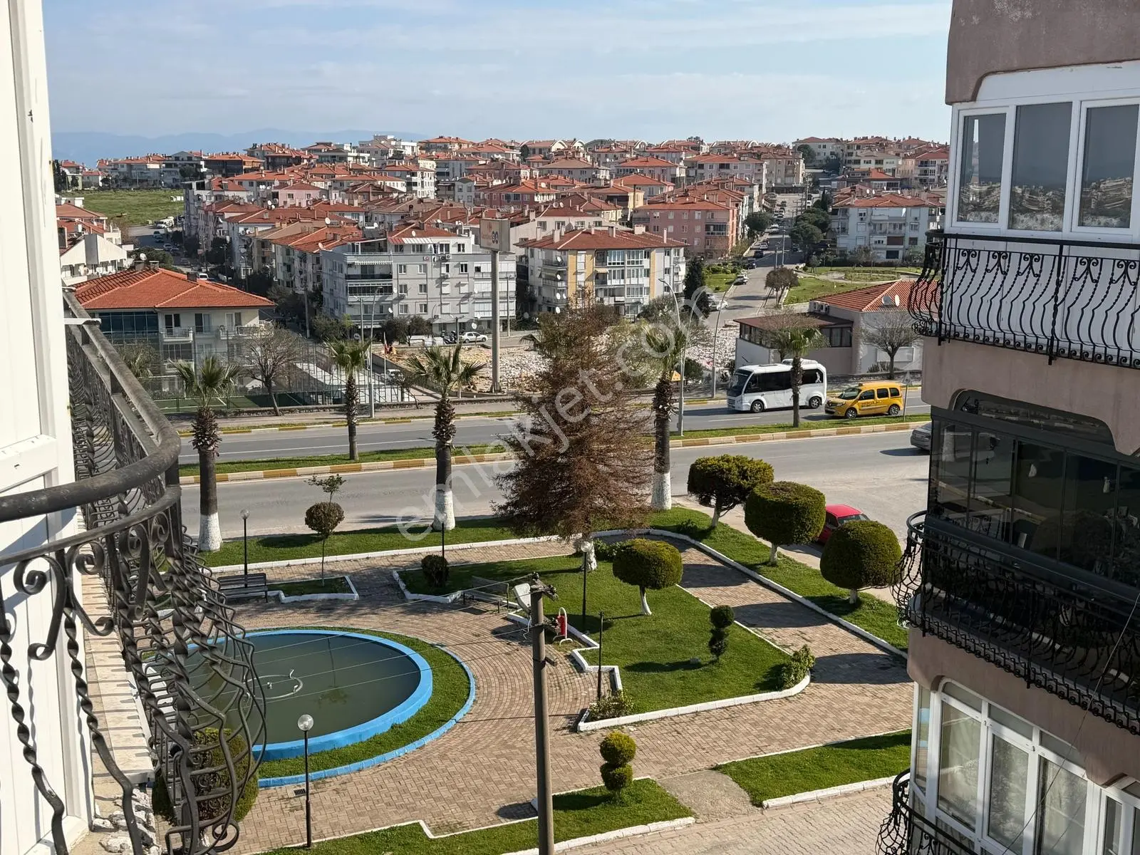 Pera'dan Ayvalık 150 Evlerde Doğalgazlı Kiralık 3+1 Geniş Daire - Görsel 14