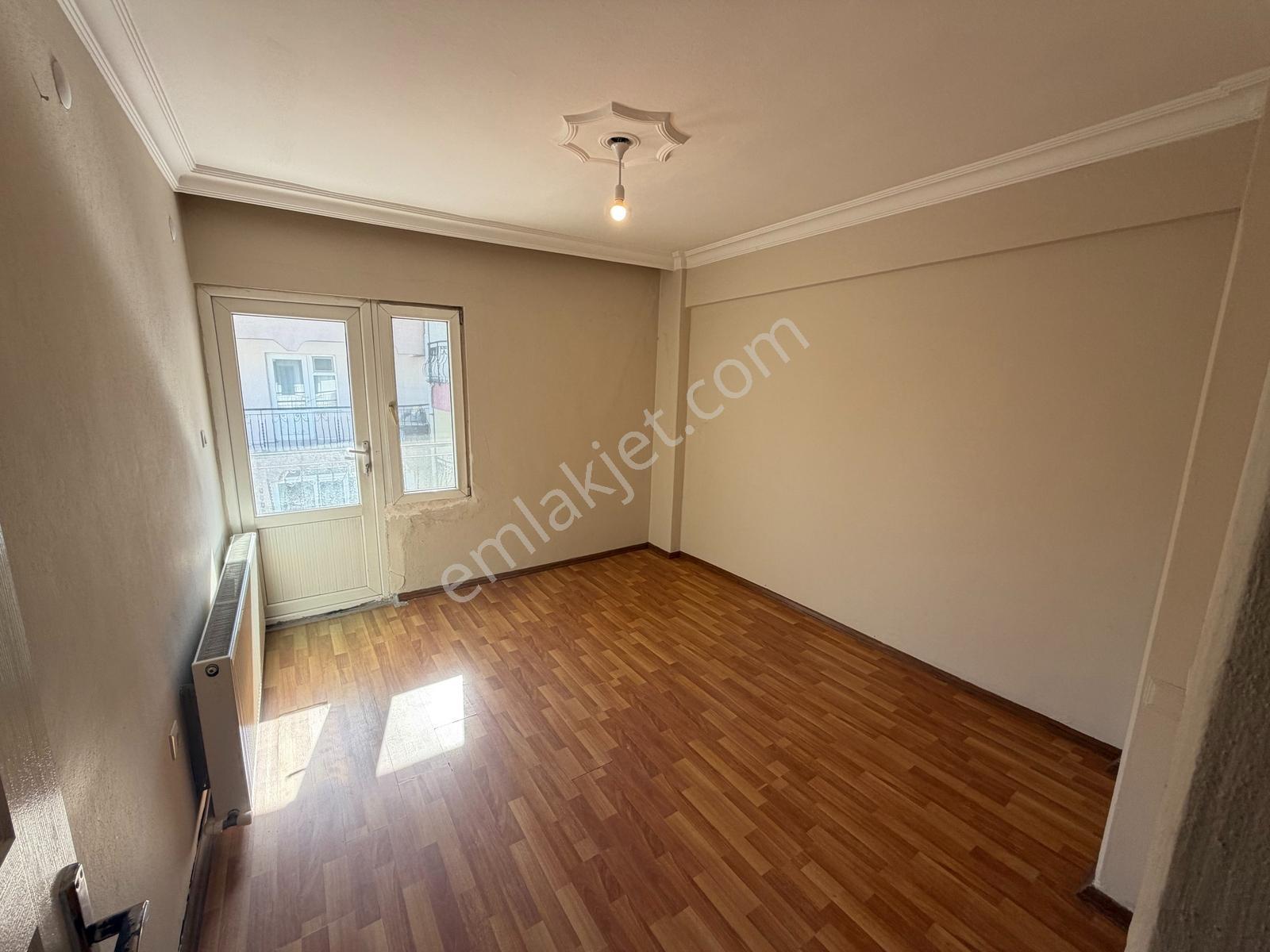 Pera'dan Ayvalık 150 Evlerde Doğalgazlı Kiralık 3+1 Geniş Daire - Görsel 16