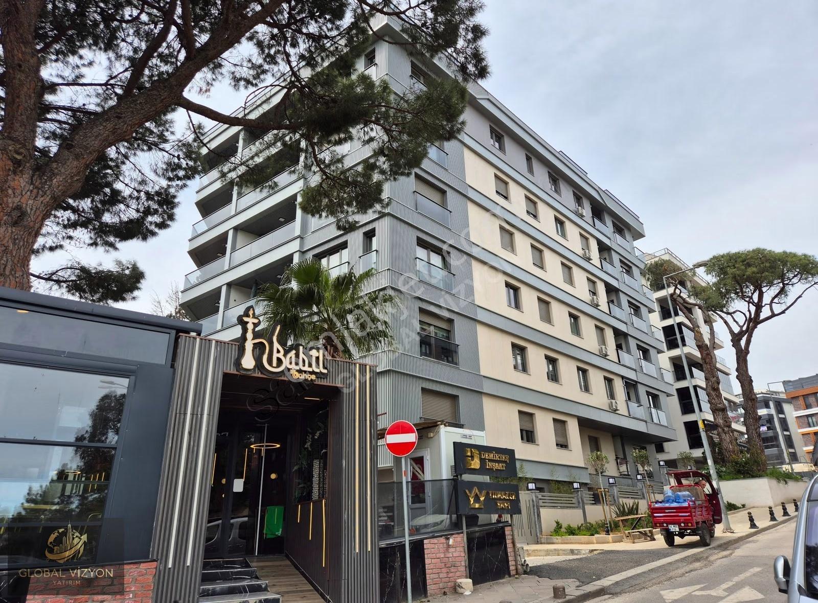 Pendik Koru Plus Deniz-şehir Manzaralı Sıfır 320 M2 Dublex Daire - Görsel 7