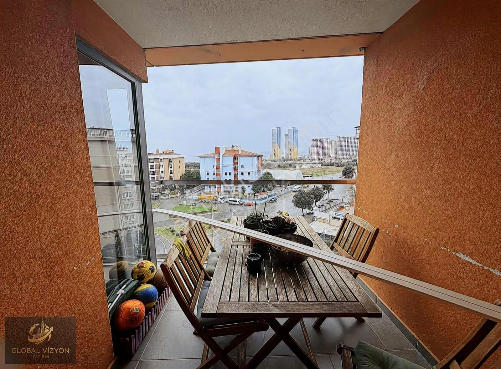 Kartal Park 34'te Satılık 3+1 Daire, 110m² Net, Site Özellikli - Görsel 4