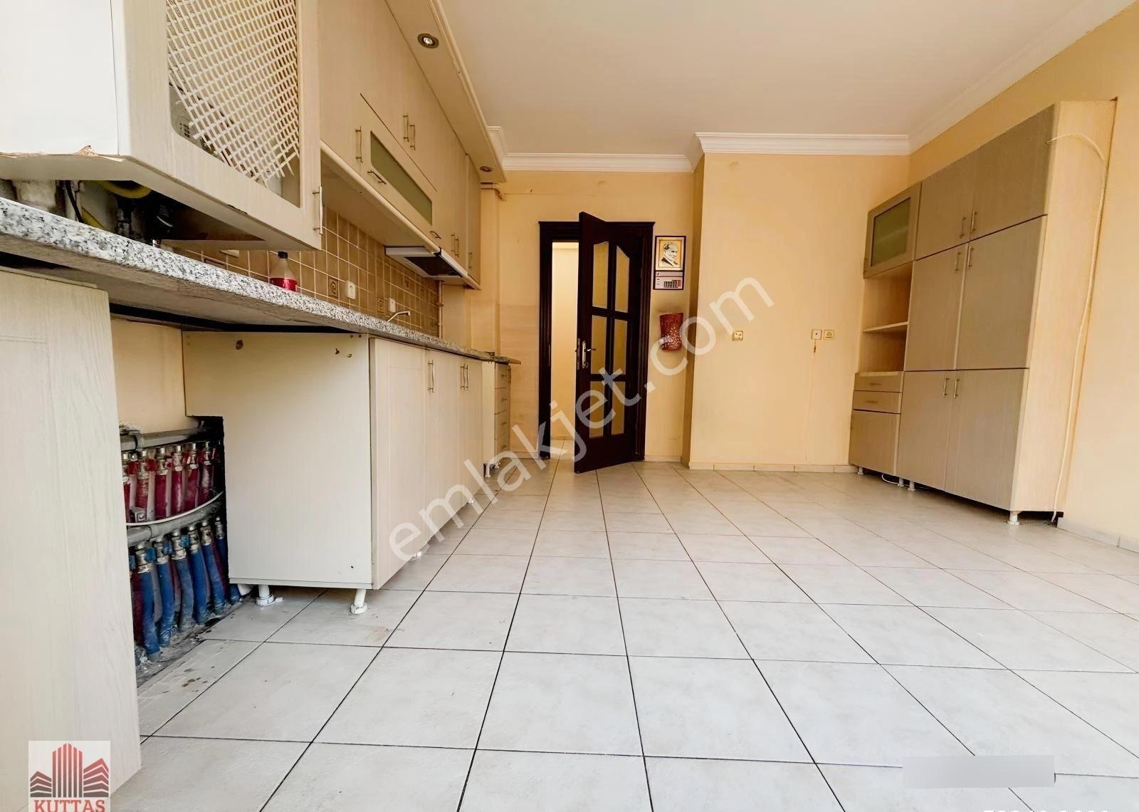 Kuttaş'tan Balgatta Metro Yakını 7+1 Ön 300m2 Dubleks Asansörlü - Görsel 22