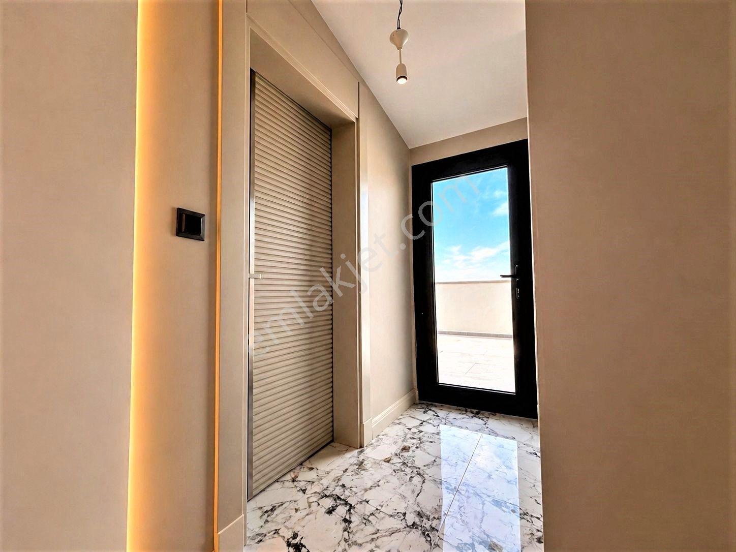 Gültaş Emlaktan Edremitte Satılık 5+1 Özel Yüzme Havuzlu Akıllı Villa - Görsel 25