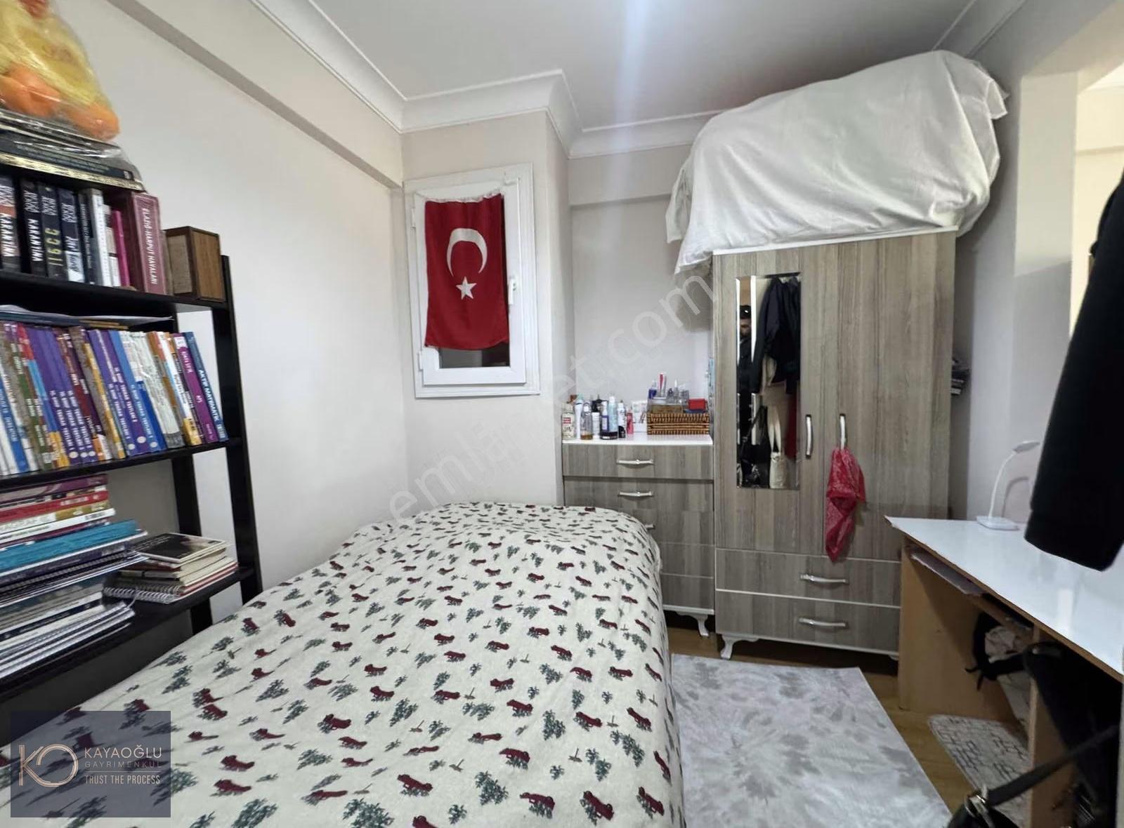 Kayaoğlun'dan Bostanlı Alt Geçidin Sokağında 2.5+1 Arakat Daire - Görsel 12