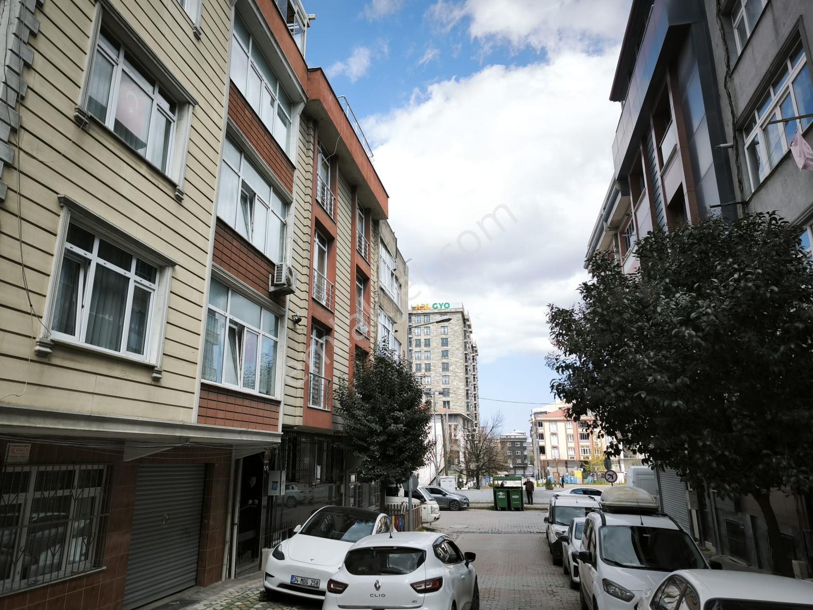 Sultangazi Uğur Mumcu Da Merkezi Konum Satılık Dubleks 4+1 Daire - Görsel 22