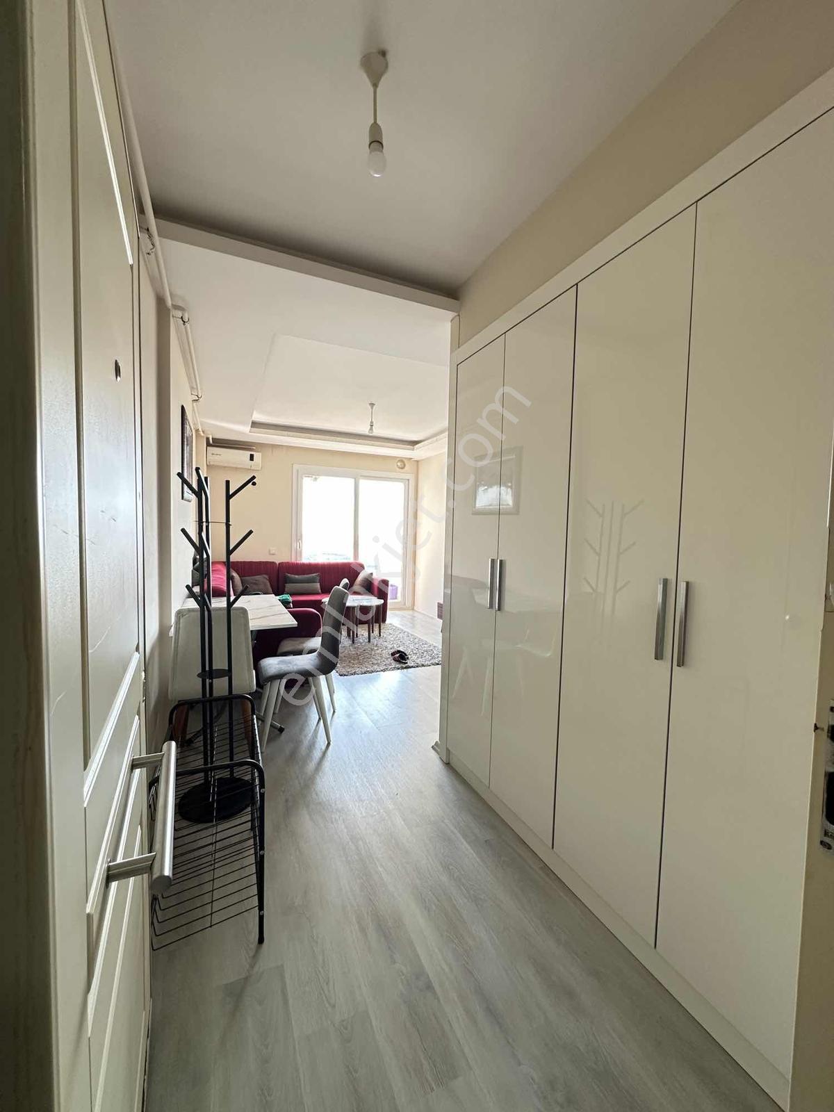Üniversite Caddesi Çiftlikköy De Site İçi 2+1 Havuzlu Ful Eşyalı - Görsel 22