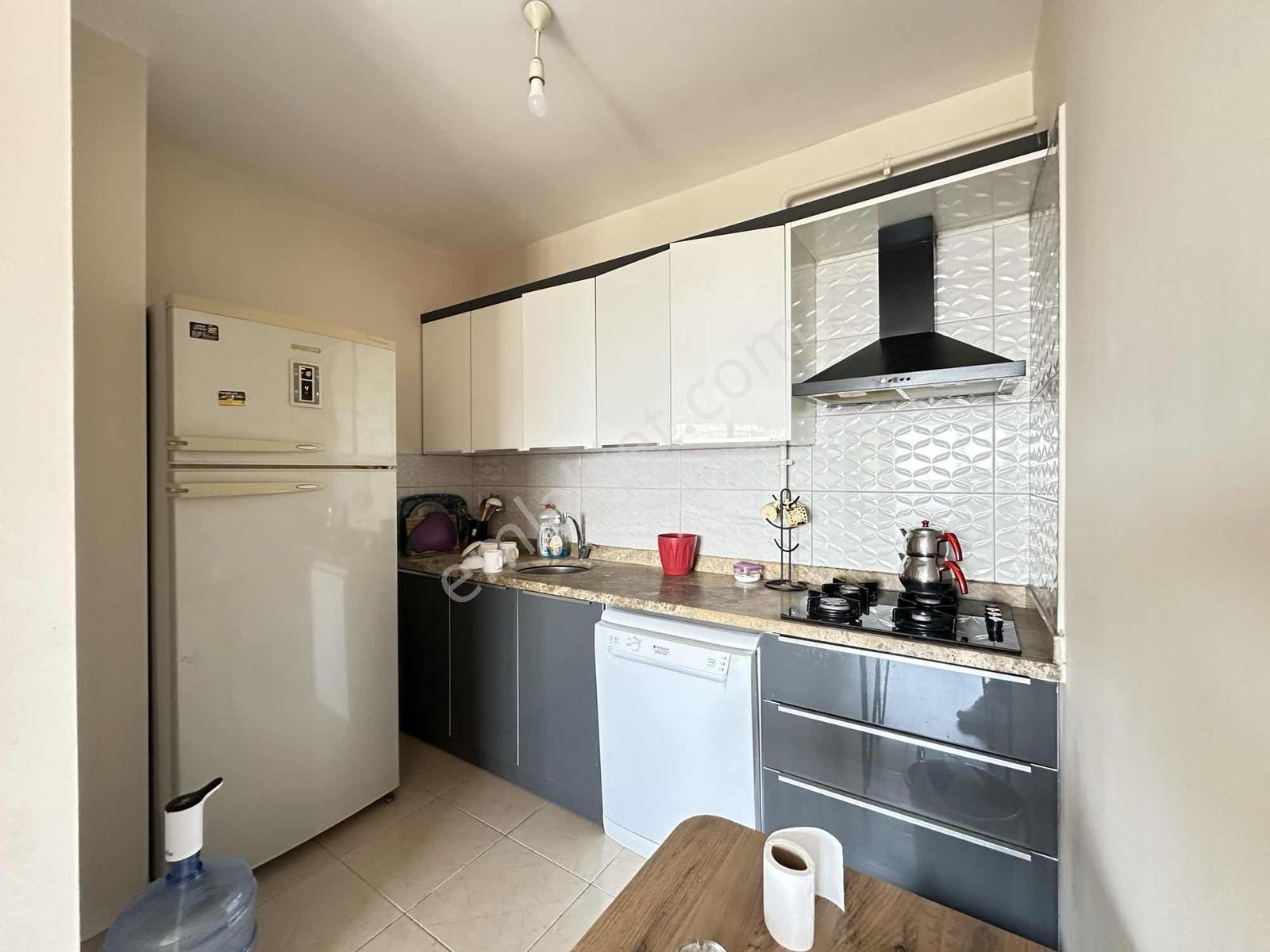 Üniversite Caddesi Çiftlikköy De Site İçi 2+1 Havuzlu Ful Eşyalı - Görsel 20