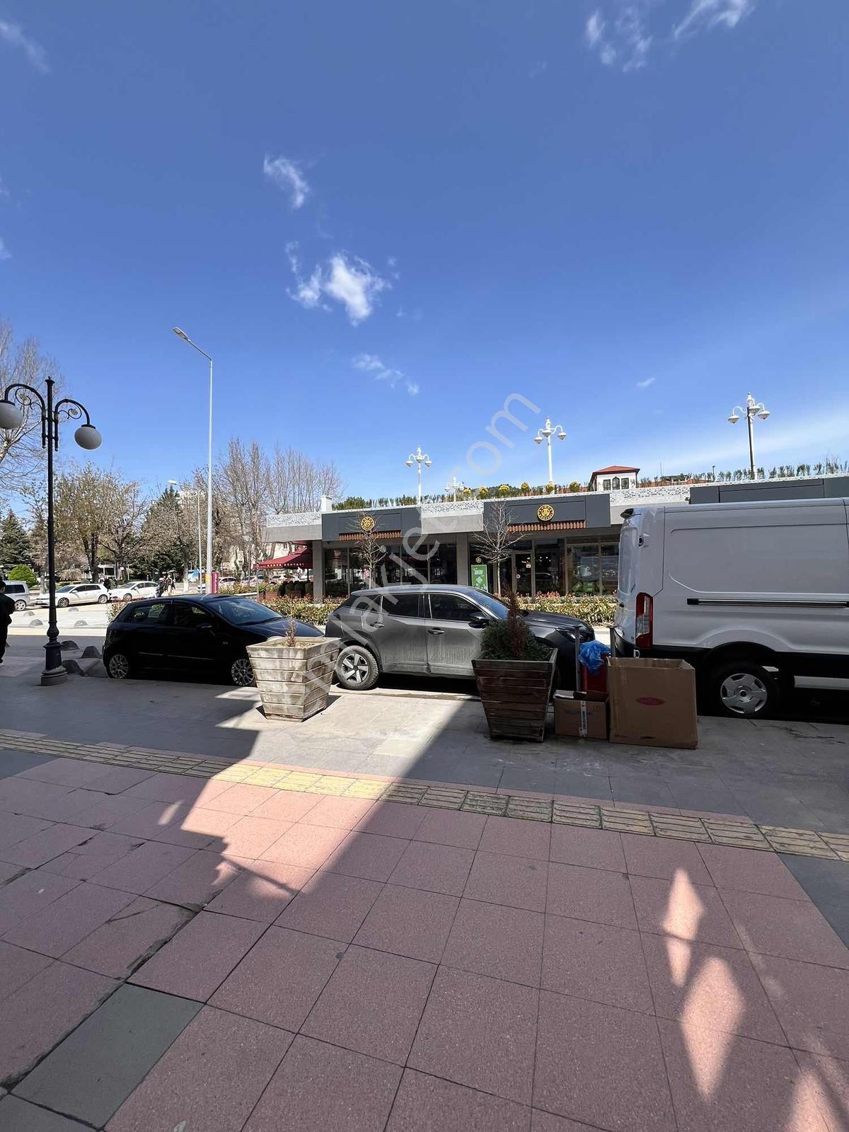 Ekin Group'tan Kent Meydanı Karşısı Satılık 45 M2 İşyeri - Görsel 5
