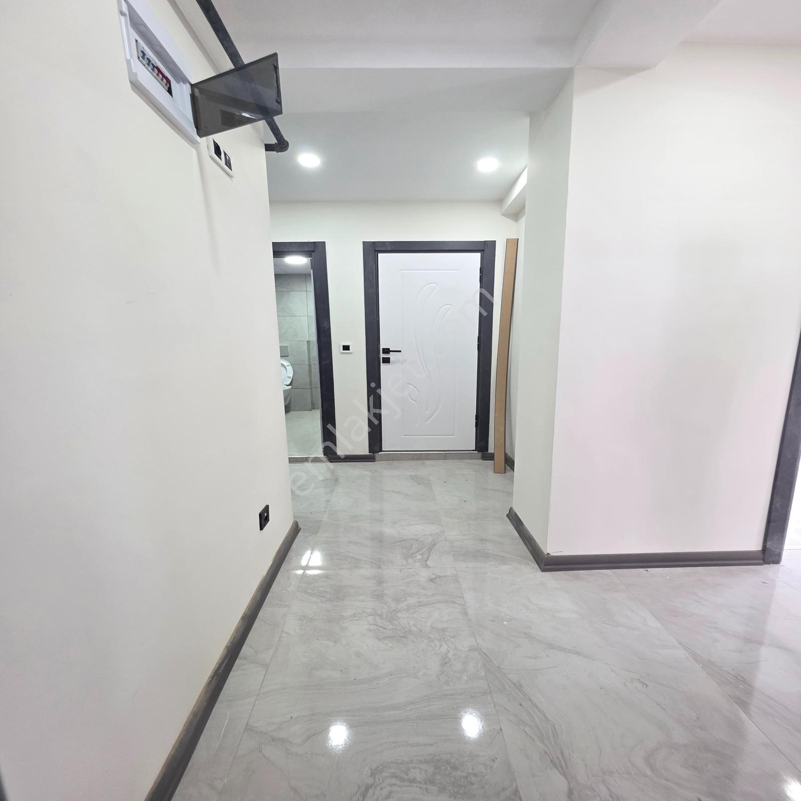 İstasyon Mh Acil Kısa Süreliğine Geniş Ara Kat Lüks Sıfır 2+1 - Görsel 17