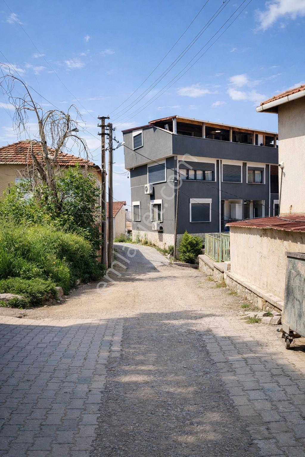 Seferihisar Camikebir Mahallesi'nde Satılık 2+1 - Görsel 10