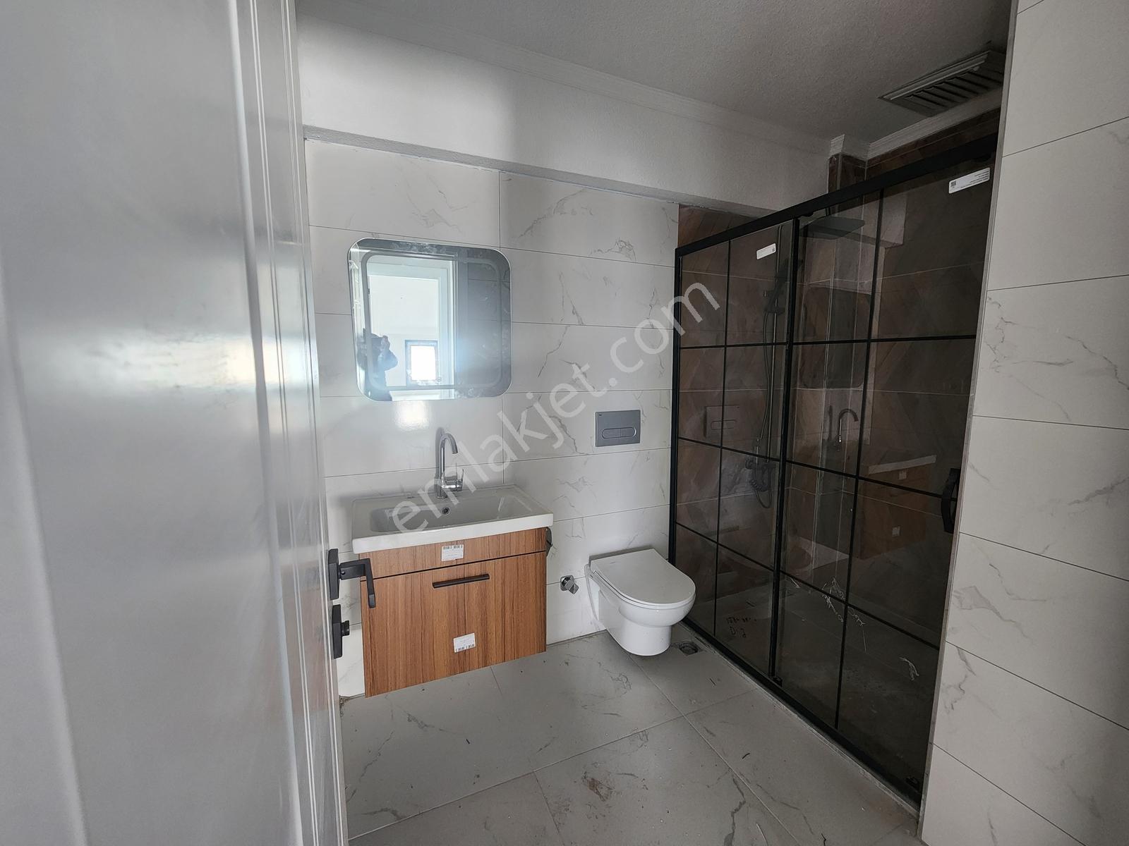 Başiskele Yeşilyurt'ta Site İçi 3+1 Kiralık Daire - Görsel 8