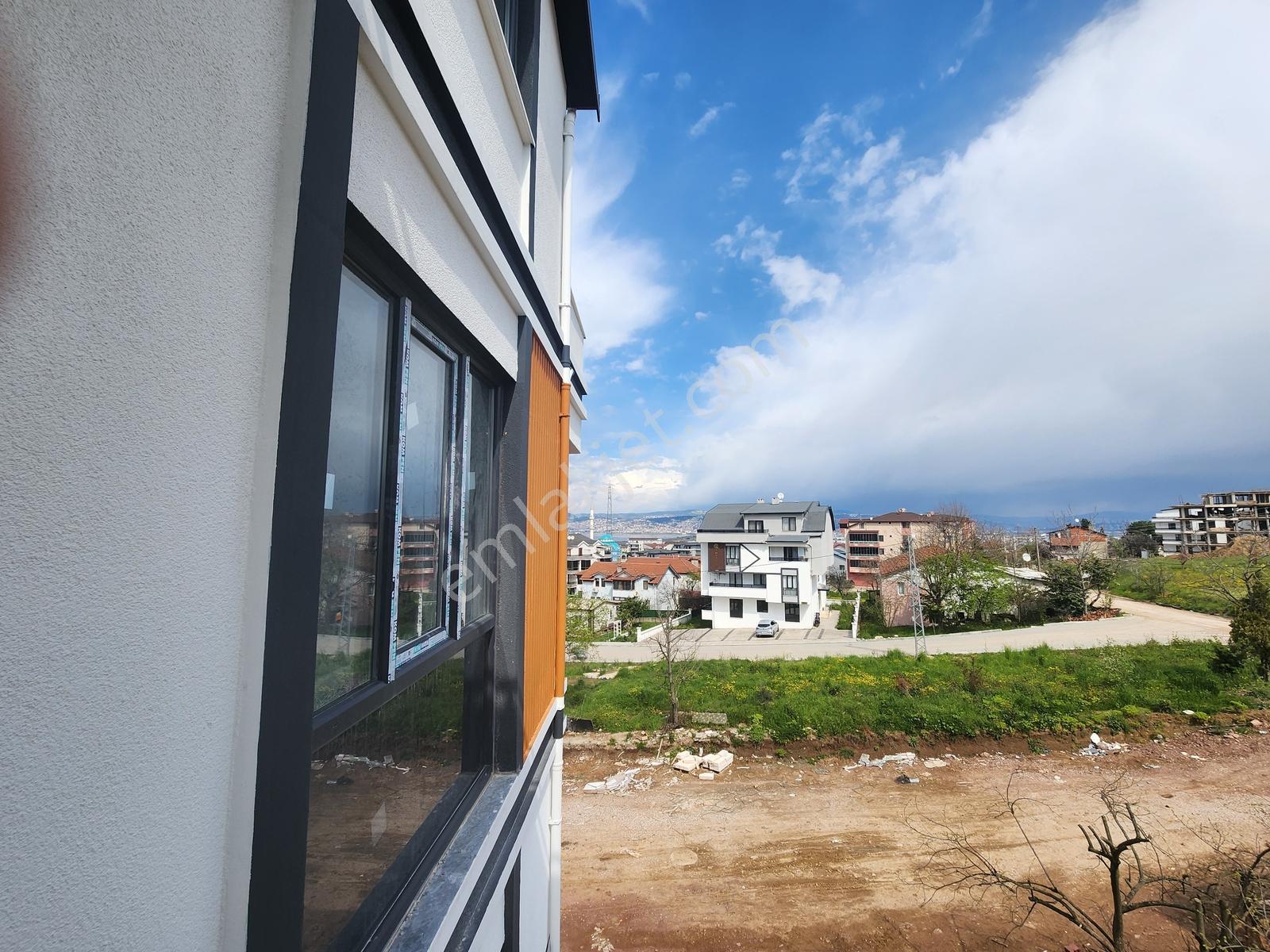 Başiskele Yeşilyurt'ta Site İçi 3+1 Kiralık Daire - Görsel 15
