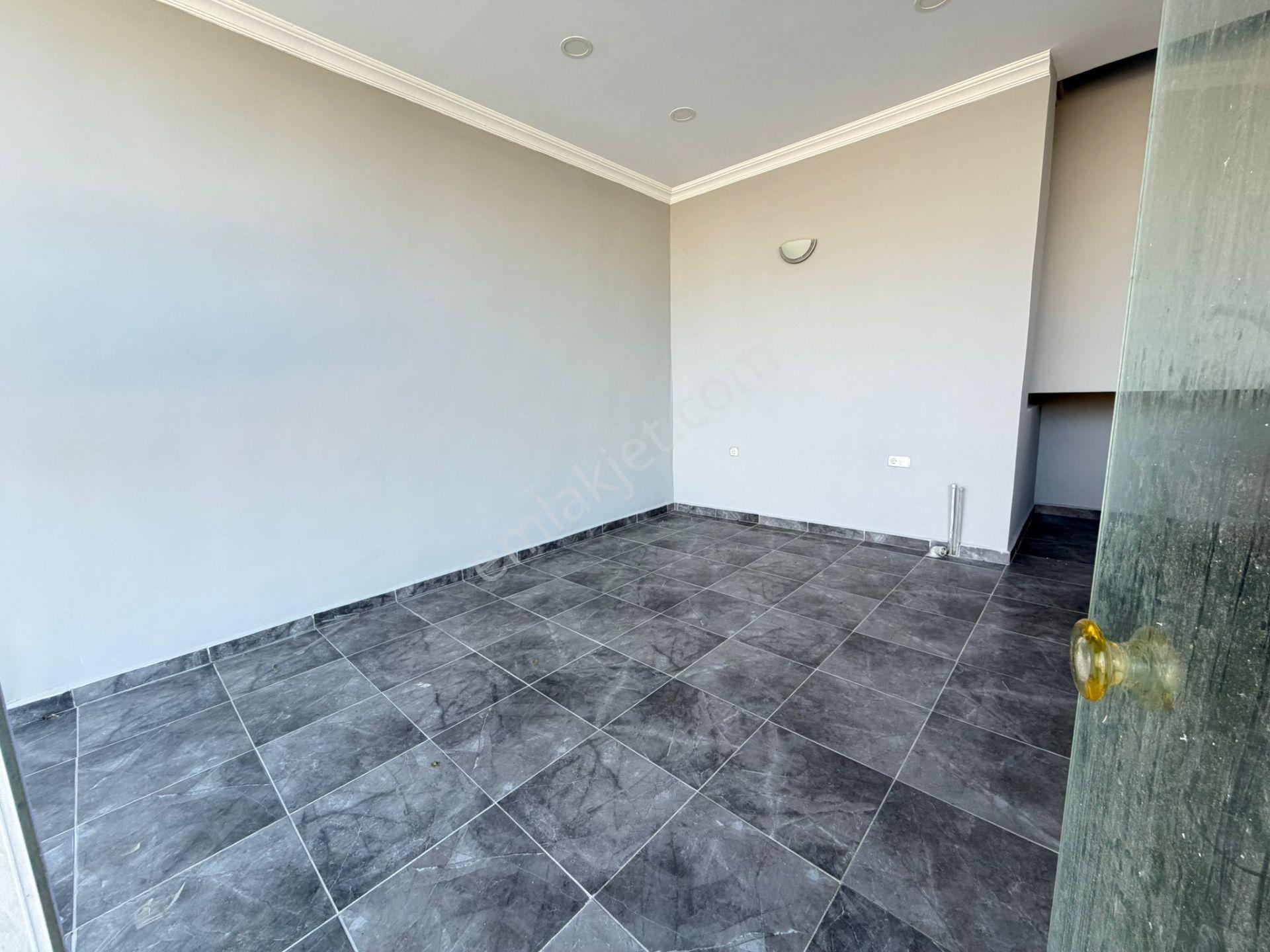 Güzelçamlı Mıllı Park Gırışınde, Ana Cadde Üzerı, 35 M² Kıralık Dükkan! - Görsel 8