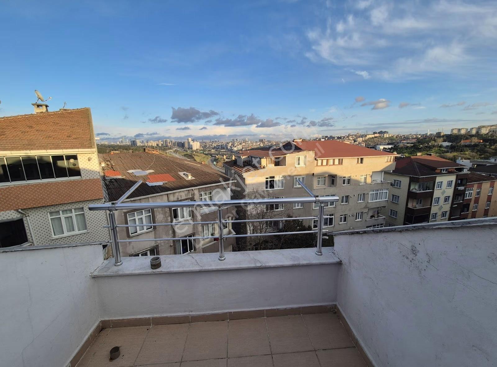 Apartment in İstanbul - Daha fazla