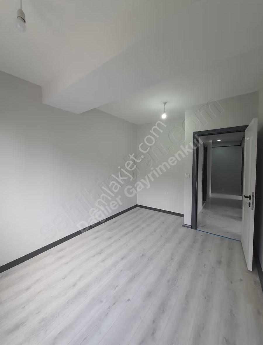 Dağlıer Emlaktan Eyüpsultanda Butik Sitede Ara Kat Daire - Görsel 3
