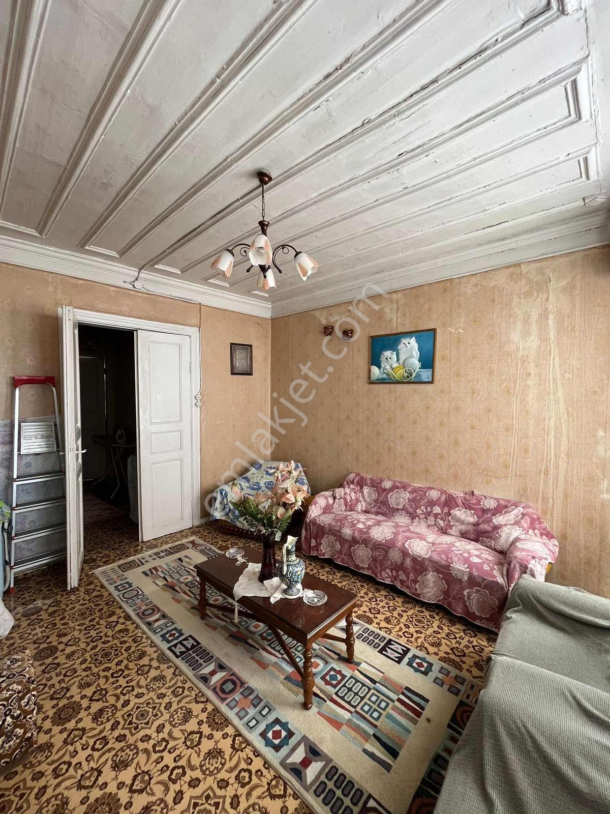 Kocamustafapaşa Müstakil Tarihi Eser Cumbalı Bina 56m2 4 Kat - Görsel 4