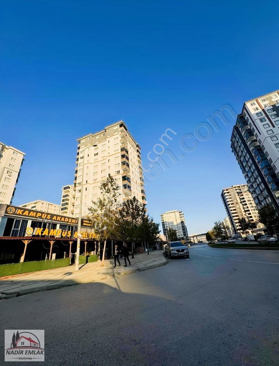 Nadir Emlaktan Millet Camii Karşısı 2+1 Cadde Üzeri Daire - Görsel 6