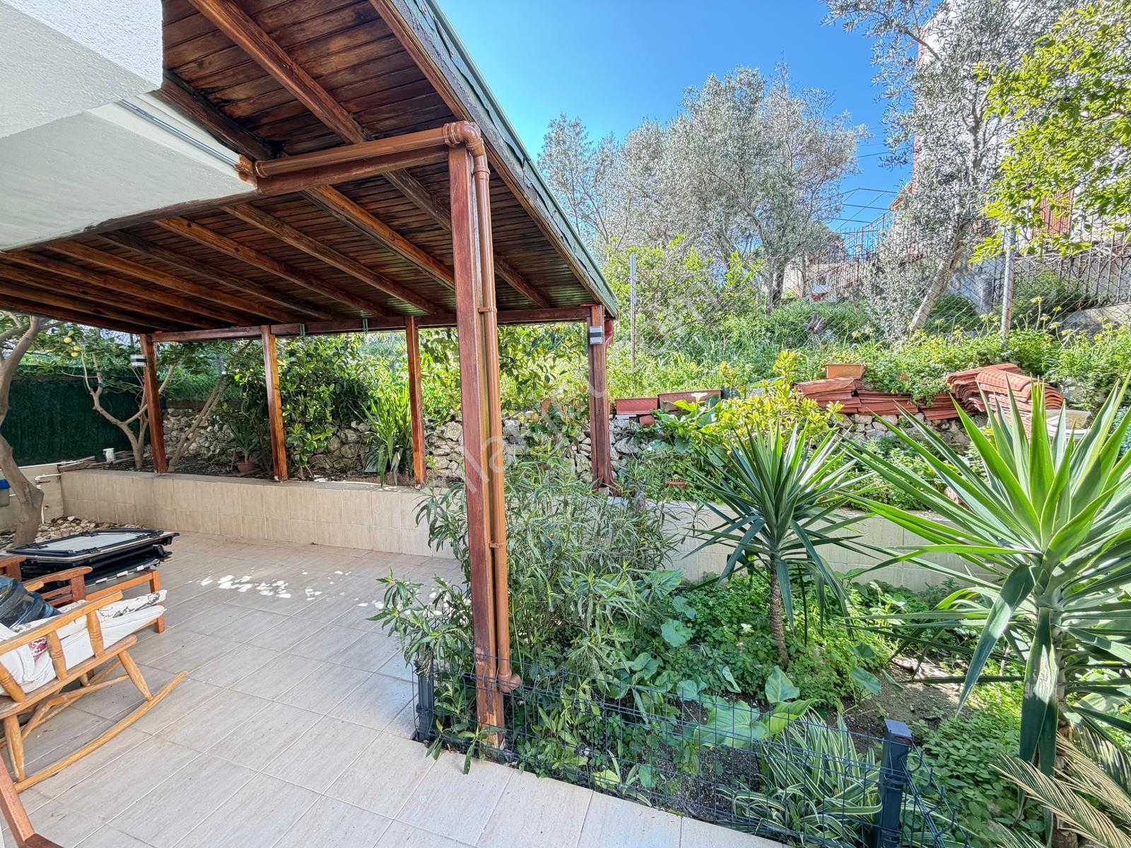 Karaburun Ayıbalığı'nda 3+1 Full Eşyalı Satılık Villa - Görsel 9