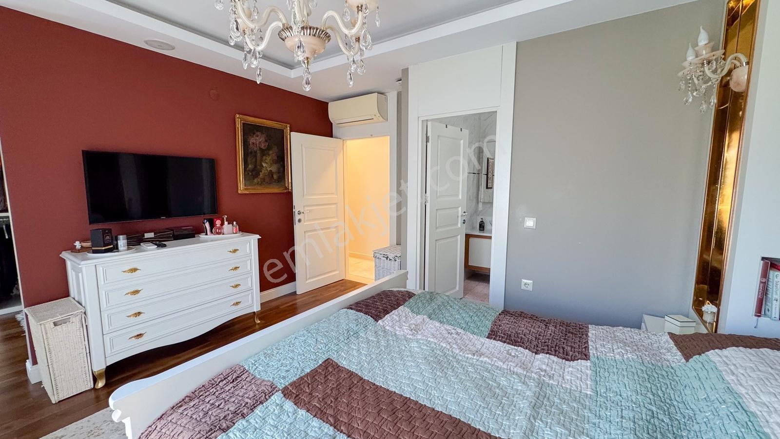 Eski Lara Yoluna 2.parsel Asansörlü 5+1 Lüks Tribleks Villa - Görsel 22