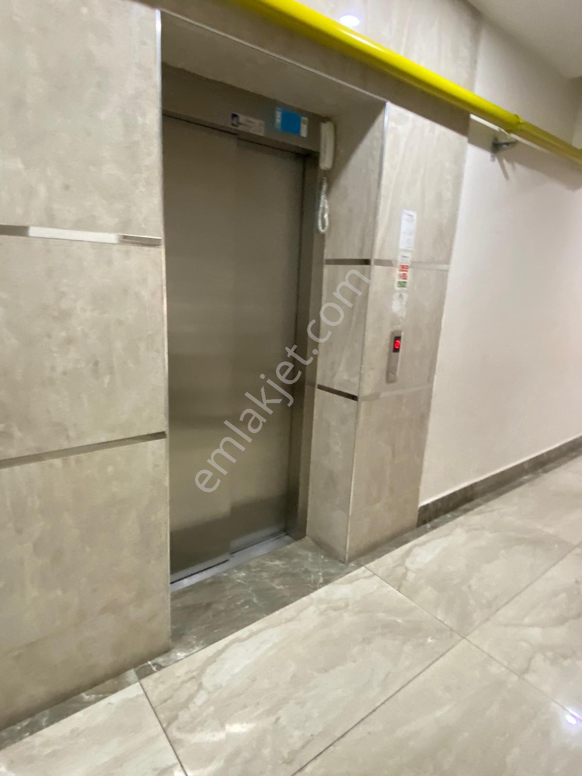 Acill Buca Yenigün Mah.de Site İçerisinde 2+1 85m2 Dgazlı Geniş Balkonlu Lüx Satılık Daire - Görsel 35