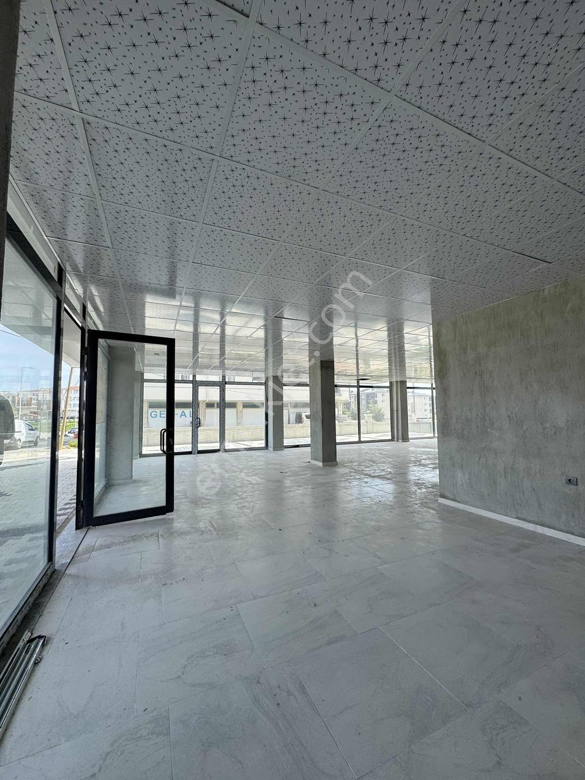 Orbey Den Çorlu Çobançeşme Mah Cadde Cephe 215 M2 Kiralık Dükkan - Görsel 4