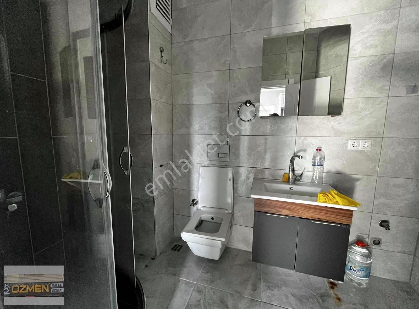 Karasu Azizye'de Havuzlu Sitede Kiralık 2+1 Boş Daire - Görsel 14