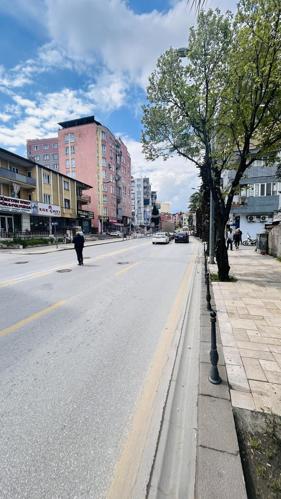 Atatürk Caddesi Üzeri Kiralık 900m2 İşyeri - Görsel 6