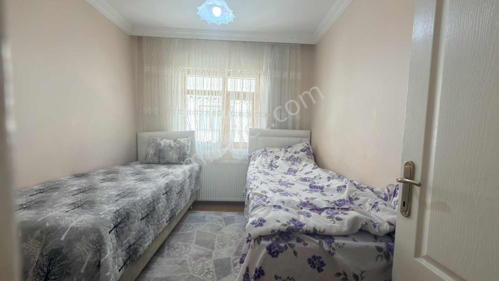 Pınarbaşın'da Geniş 3+1 Masrafız 11 15 Yıllık Yüksek Giriş Daire - Görsel 9