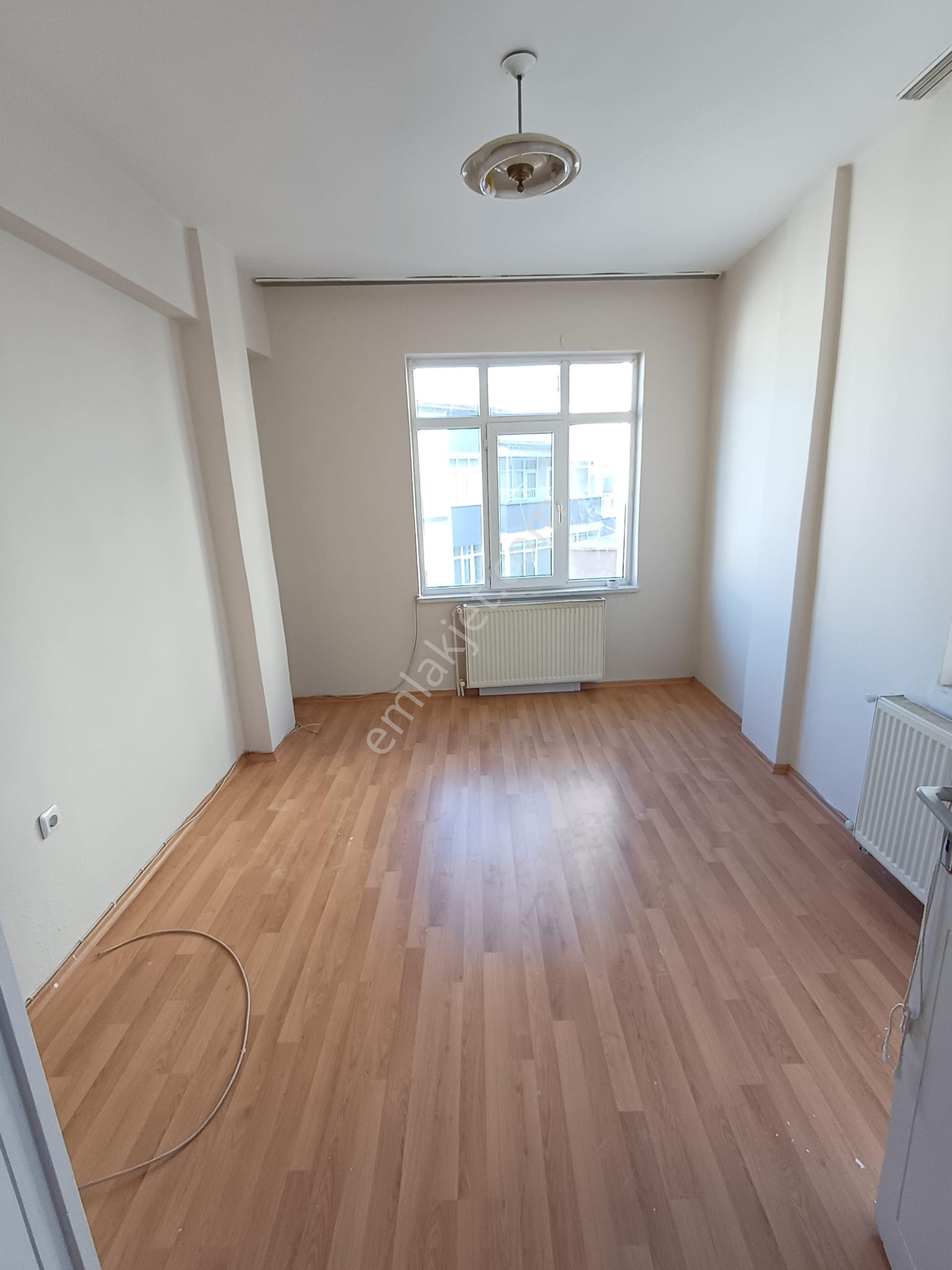 Rasathane Mahallesinde İci Temiz Satılık Daire - Görsel 21