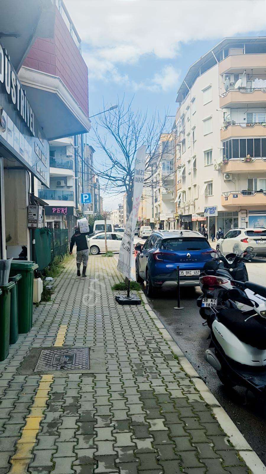 Seferihisar Merkezi Konumda Cadde Üzerinde Satılık Dükkan - Görsel 5