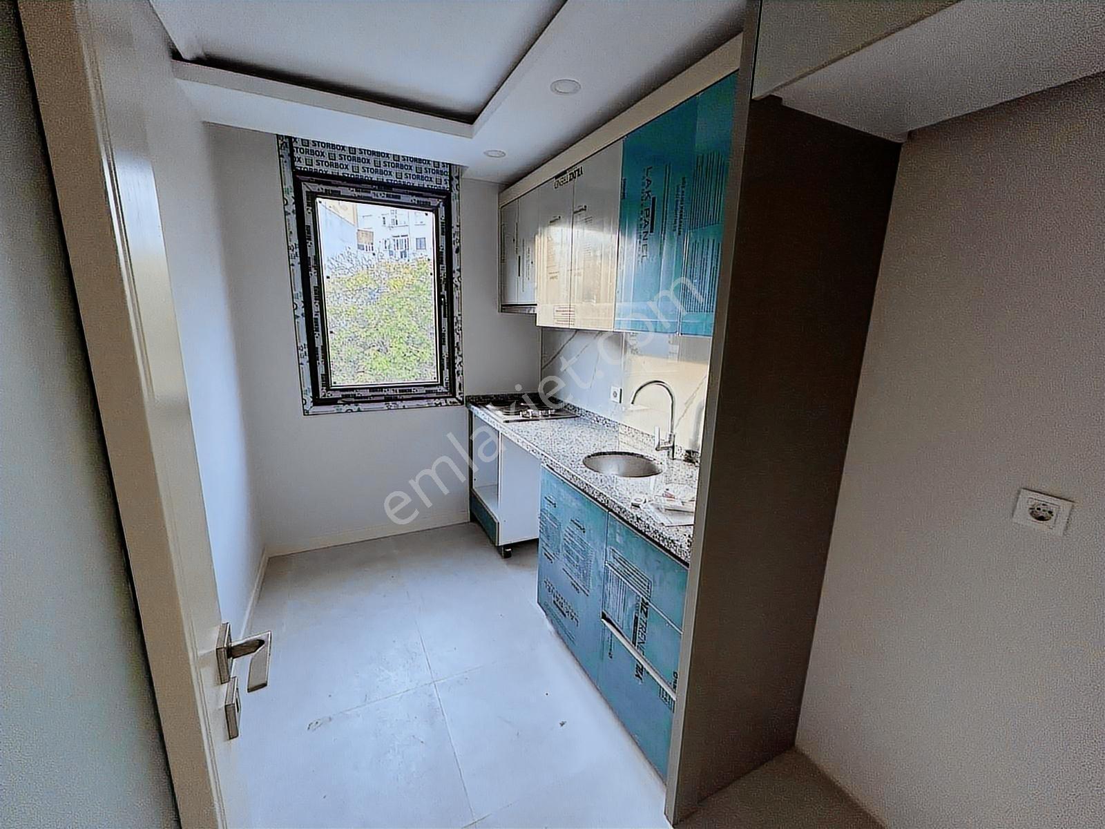 Üsküdar Merkez Nevçarşı Yanında 2+1 Otoparklı Daire - Görsel 33