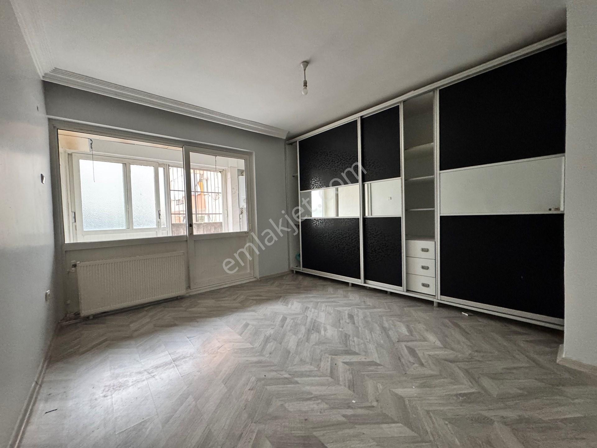 Startkey Platin'den Cumartesi Pazar Yeri Yanıcadde Üstü Kiralık Geniş Arakat - Görsel 4