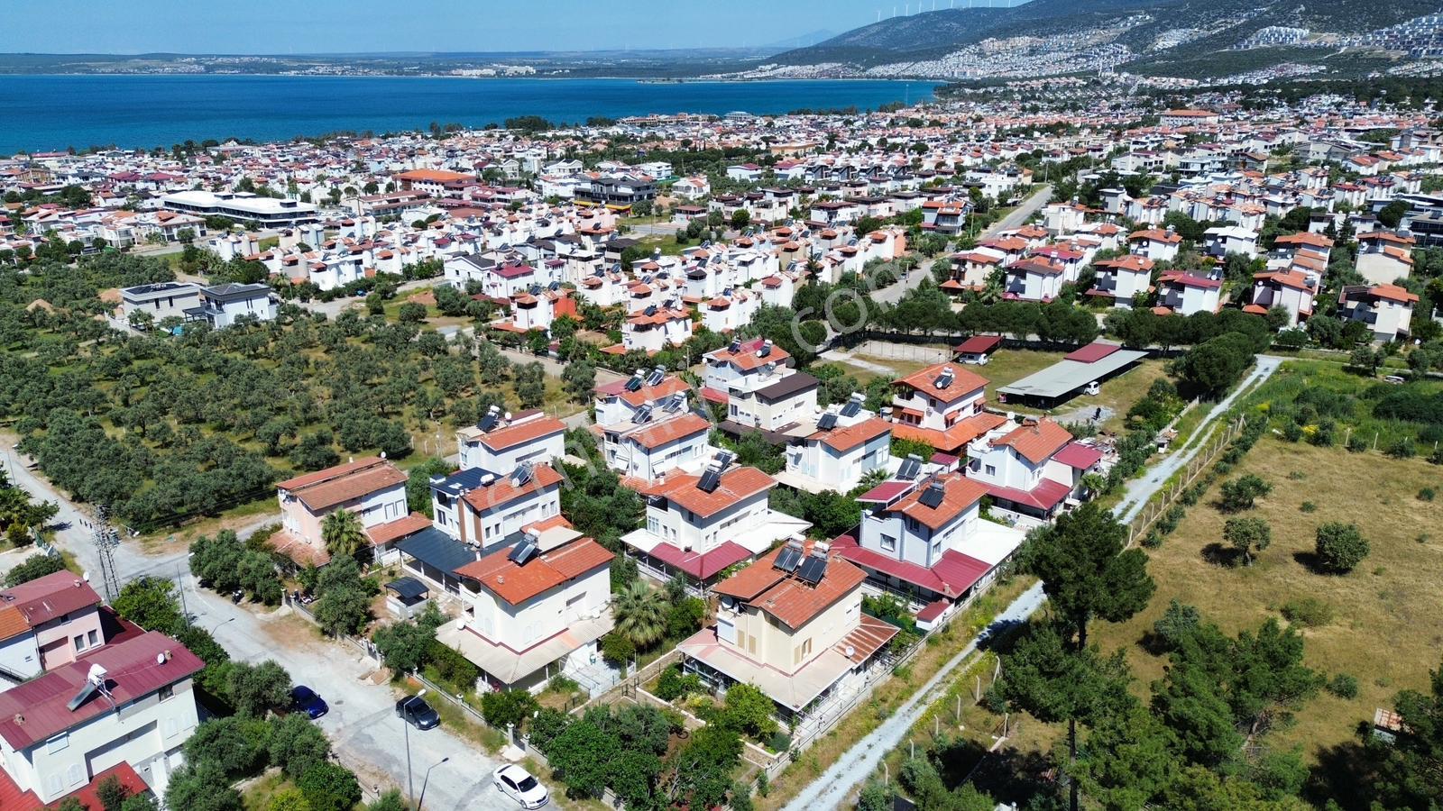 Merkezi Konumda Okula ,pazara Yürüme Mesafeli 4+1 İkiz Villa - Görsel 33