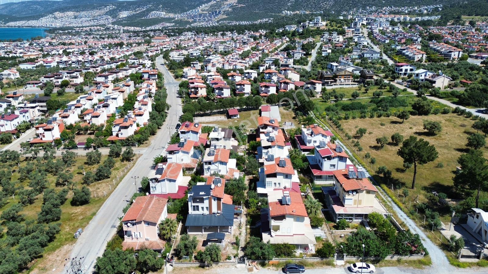 Merkezi Konumda Okula ,pazara Yürüme Mesafeli 4+1 İkiz Villa - Görsel 32