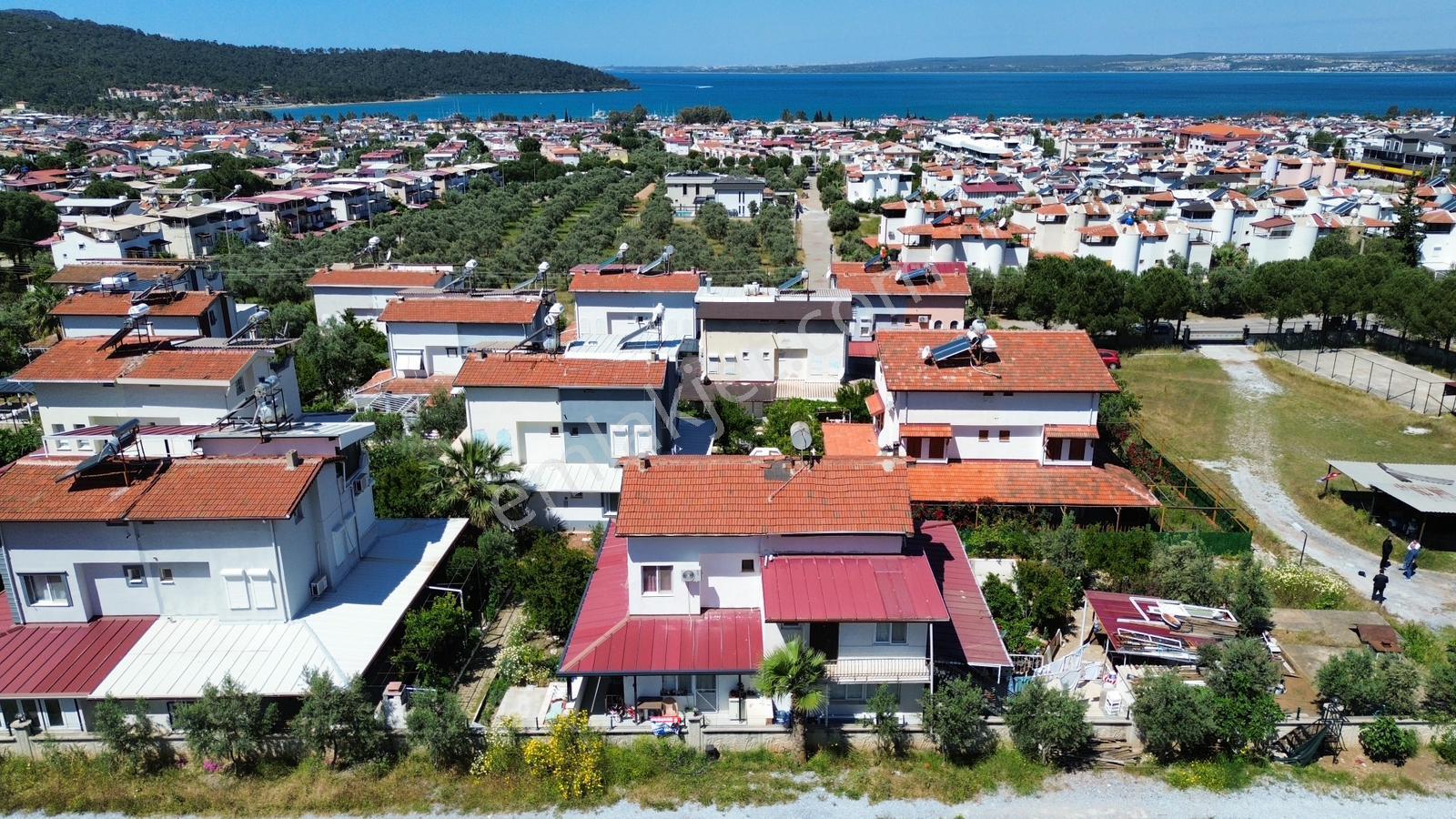 Merkezi Konumda Okula ,pazara Yürüme Mesafeli 4+1 İkiz Villa - Görsel 31