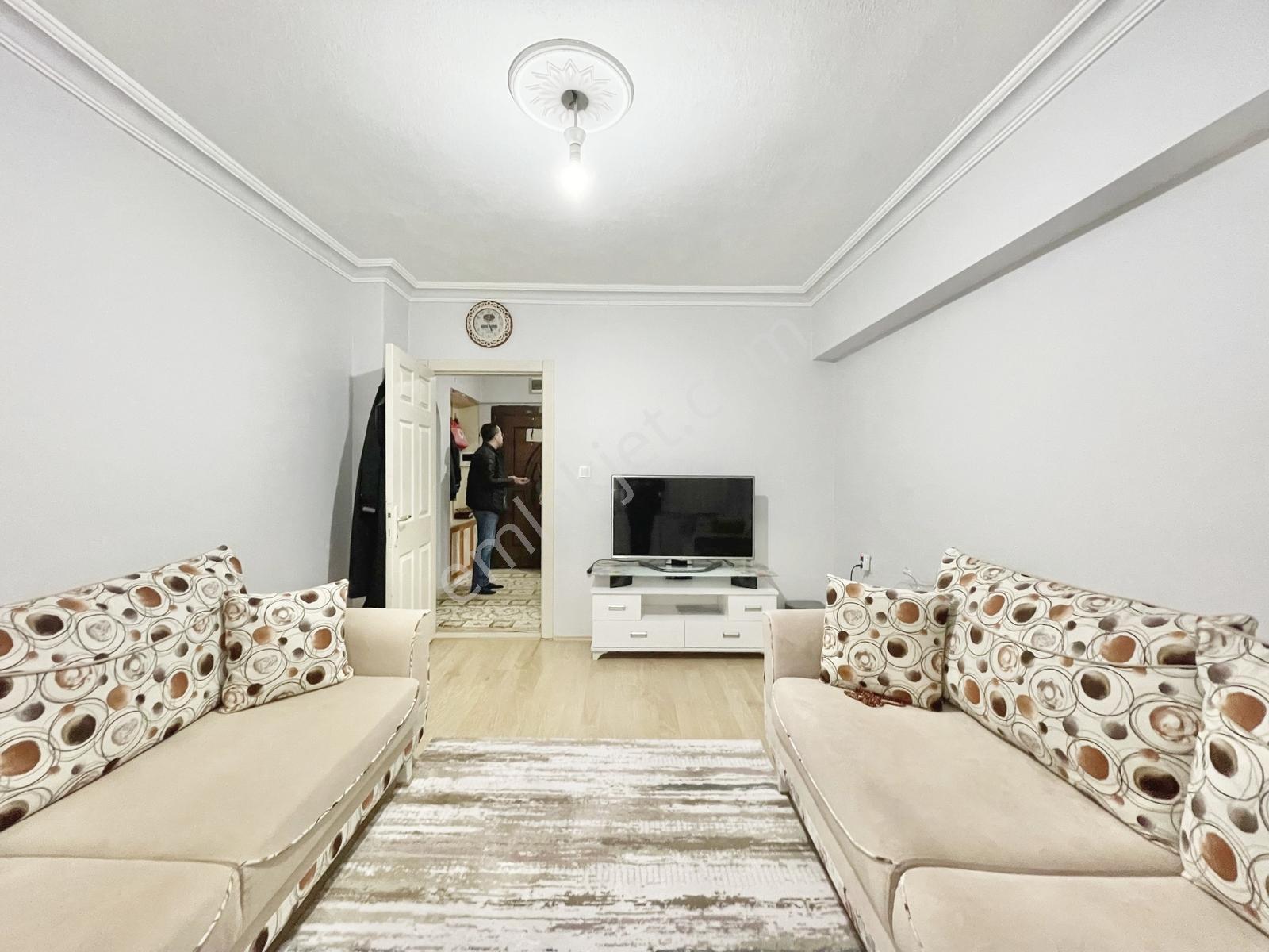 Barut Emlak_güney C. 2. Katta 3+1 125m2 Kilerli - Görsel 23
