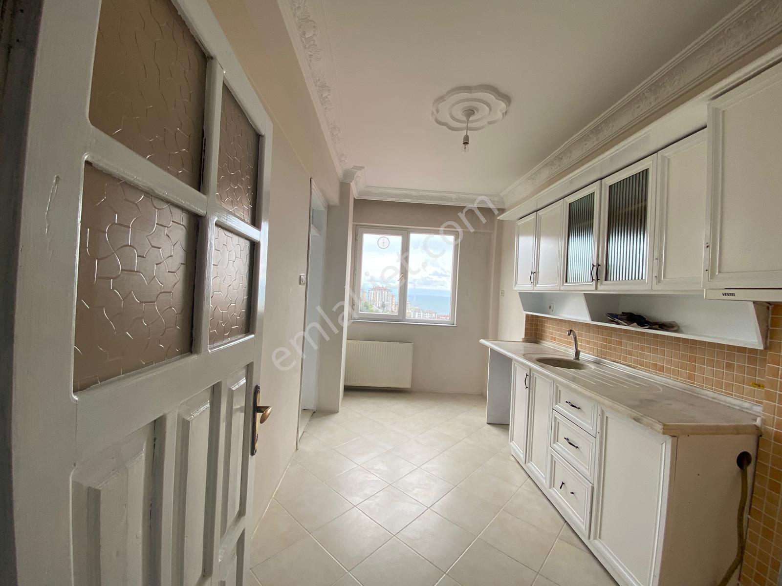 Aydınlıkevler Mahallesinde Deniz Manzaralı Kiralık Daire - Görsel 10