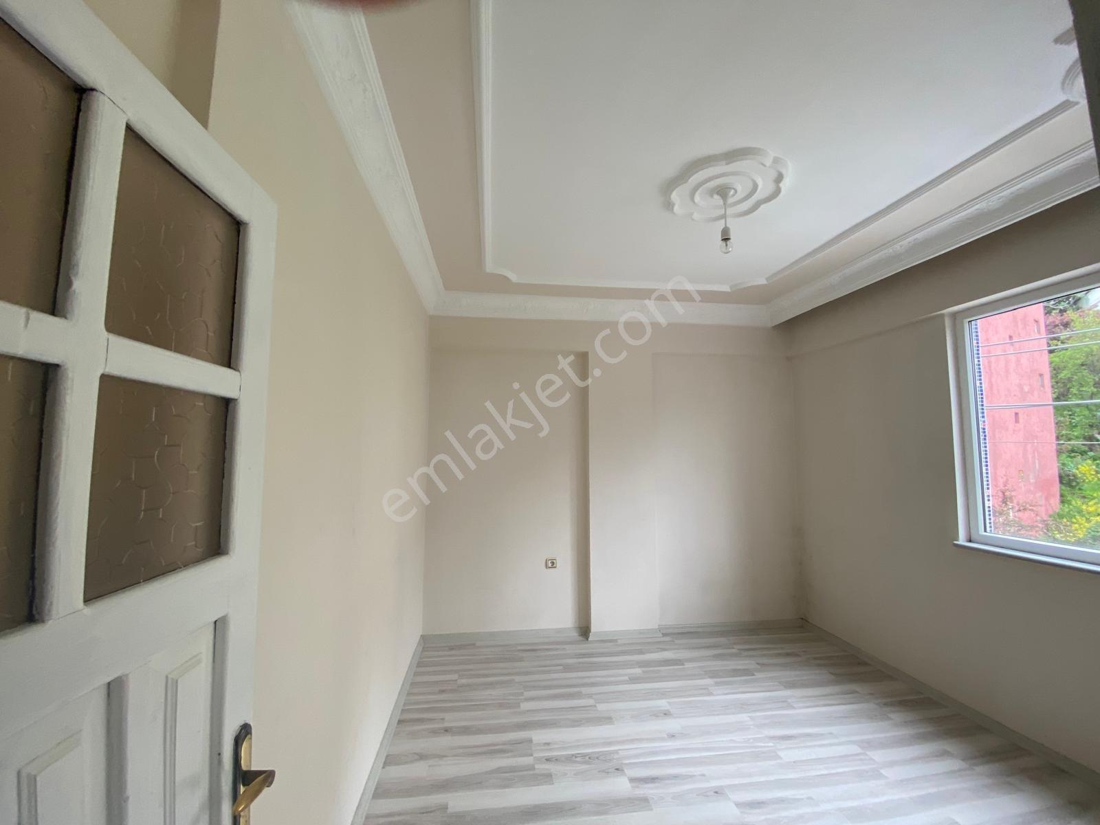 Aydınlıkevler Mahallesinde Deniz Manzaralı Kiralık Daire - Görsel 4