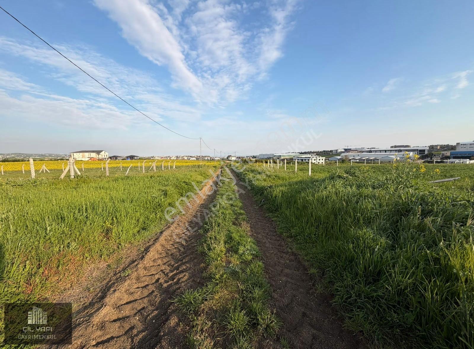 ## 1.000 M2 Villa İmarlı Müstakil Parsel ##