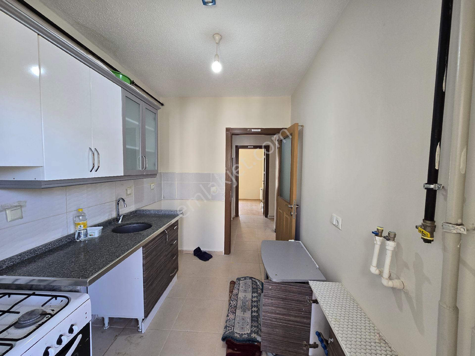 Cadde Seyrandan Kiralık Arakat Toki 2+1 86 M2 - Görsel 9