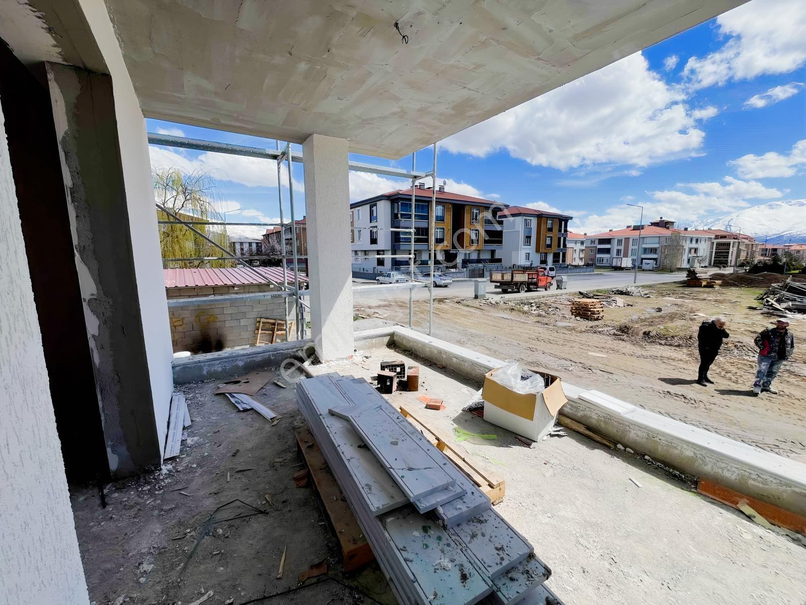 Remax Demden Demirkentte 199 M2 Geniş 4,5+1 Ayrıcalıklı Yaşam - Görsel 8
